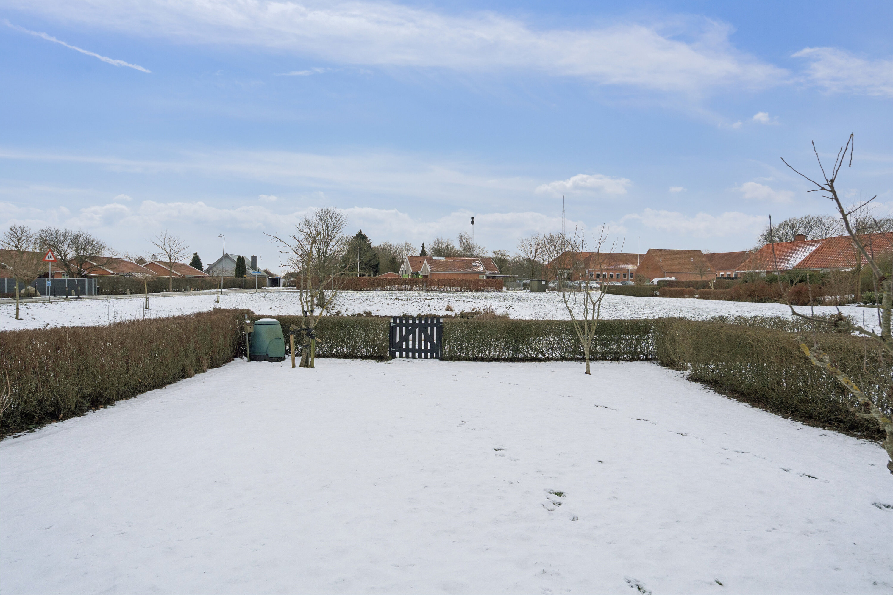 Fremhævet udendørs billede i fuldskærmstilstand. Billede af Kalveknækket 24, Kollund, 6340 Kruså