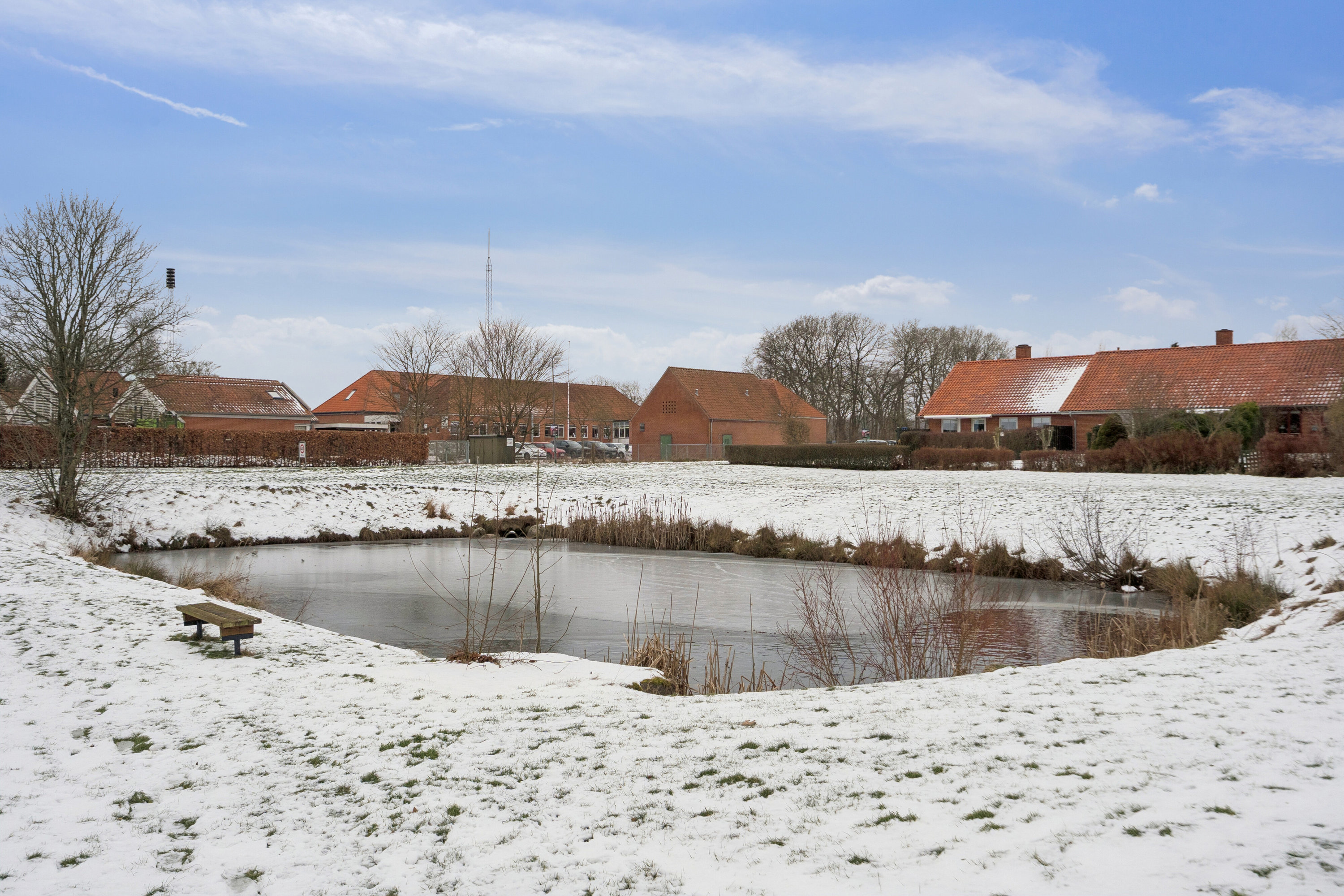 Fremhævet udendørs billede i fuldskærmstilstand. Billede af Kalveknækket 24, Kollund, 6340 Kruså