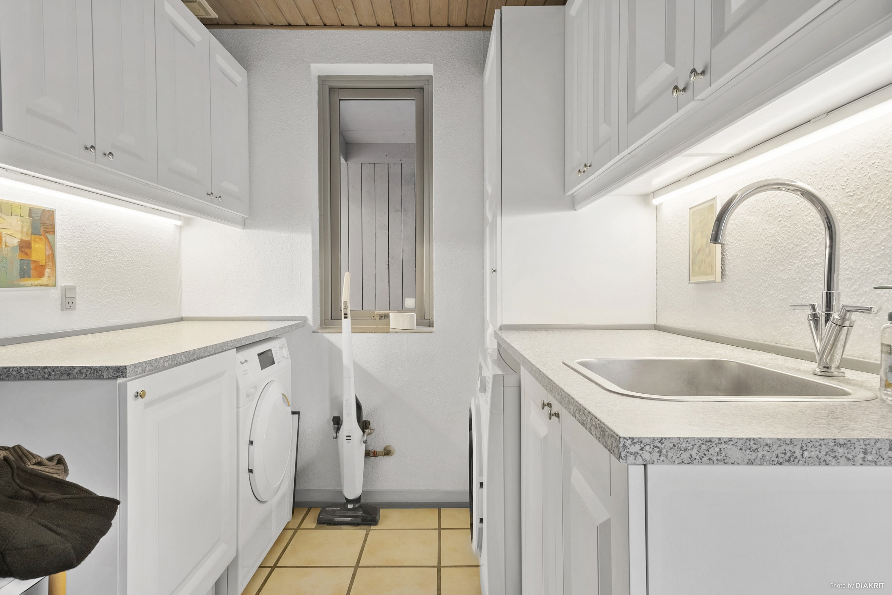 Fremhævet værelse billede i fuldskærmstilstand. Billede af Ankjær 320, 8300 Odder