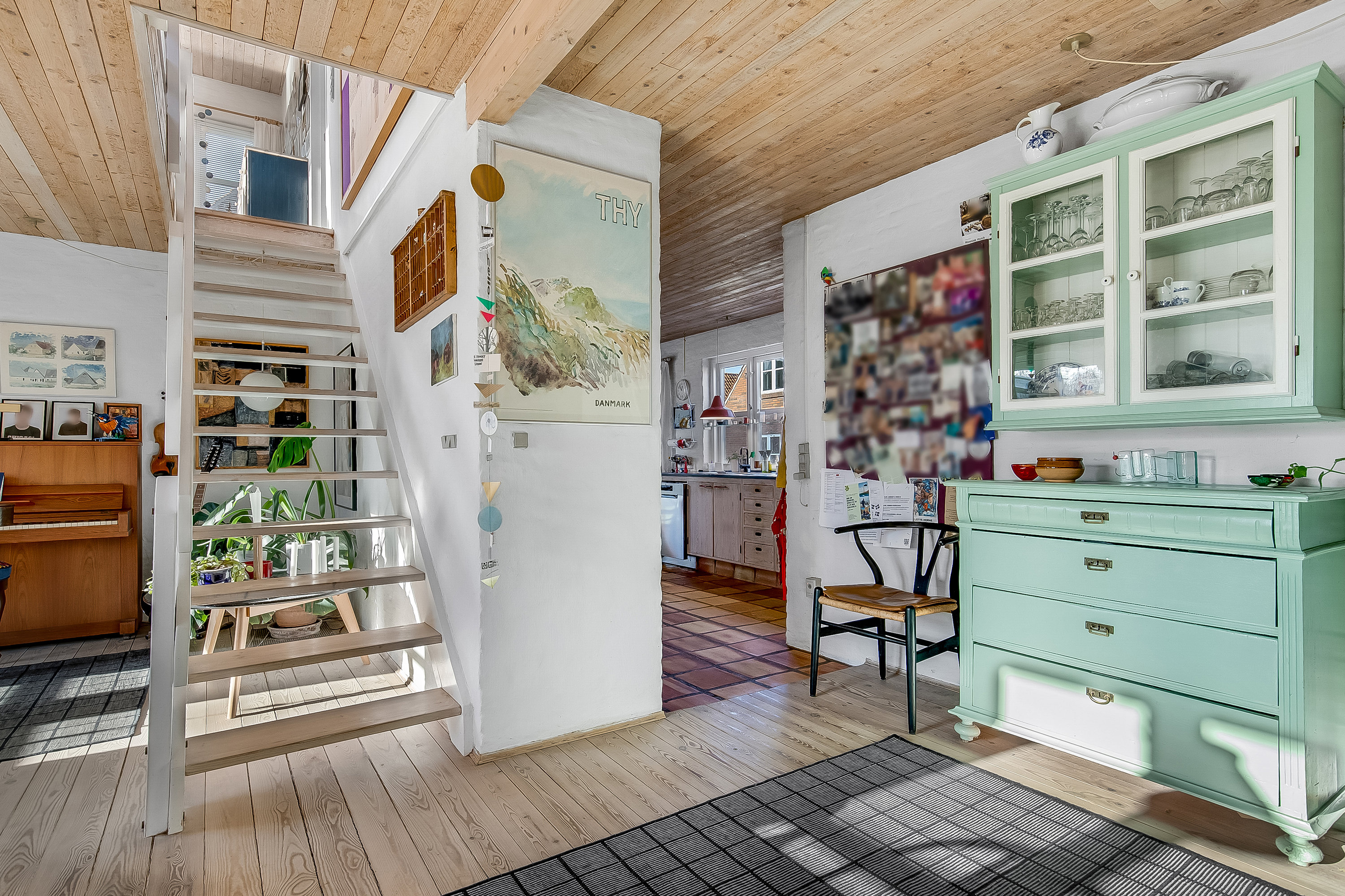 Fremhævet køkken billede i fuldskærmstilstand. Billede af Gyndbjerg 21, Agtrup, 6091 Bjert