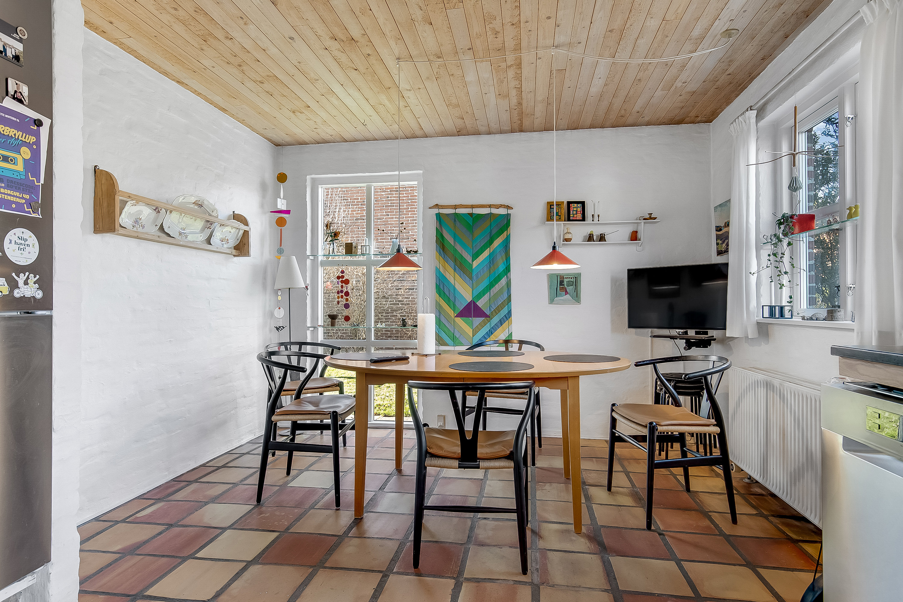 Fremhævet køkken billede i fuldskærmstilstand. Billede af Gyndbjerg 21, Agtrup, 6091 Bjert