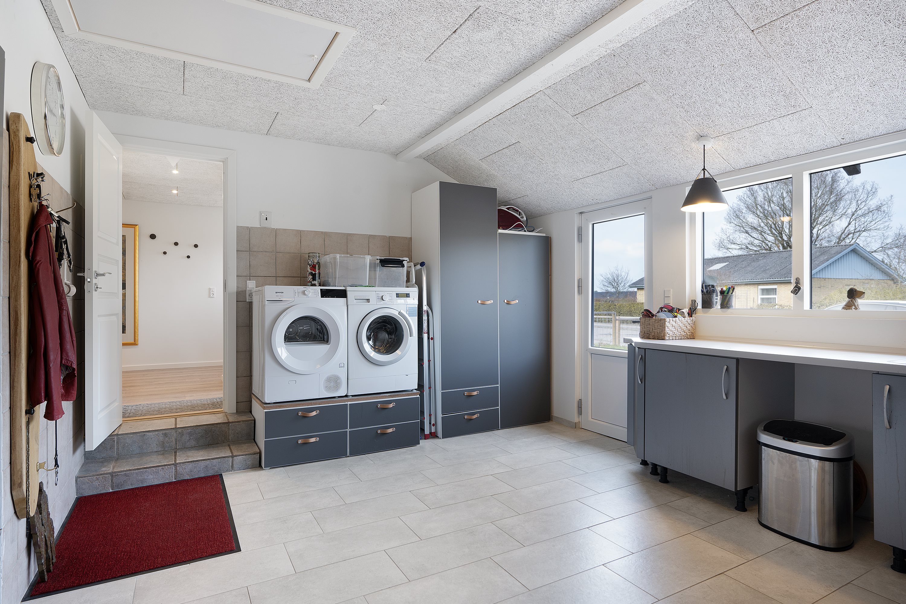 Fremhævet andet billede i fuldskærmstilstand. Billede af Enighedsvej 1, 8963 Auning