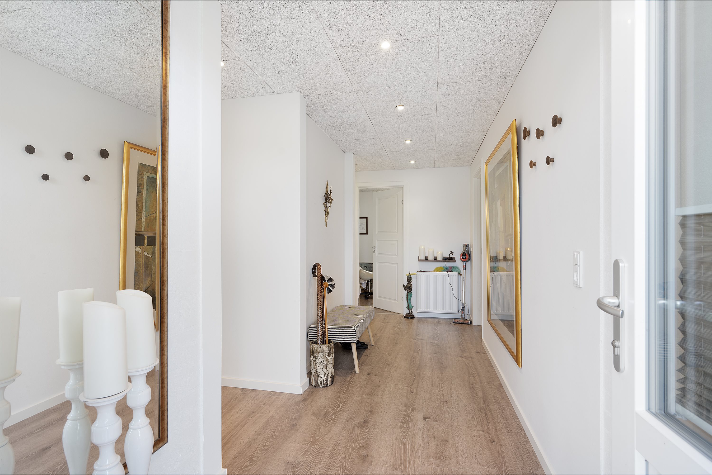 Fremhævet andet billede i fuldskærmstilstand. Billede af Enighedsvej 1, 8963 Auning