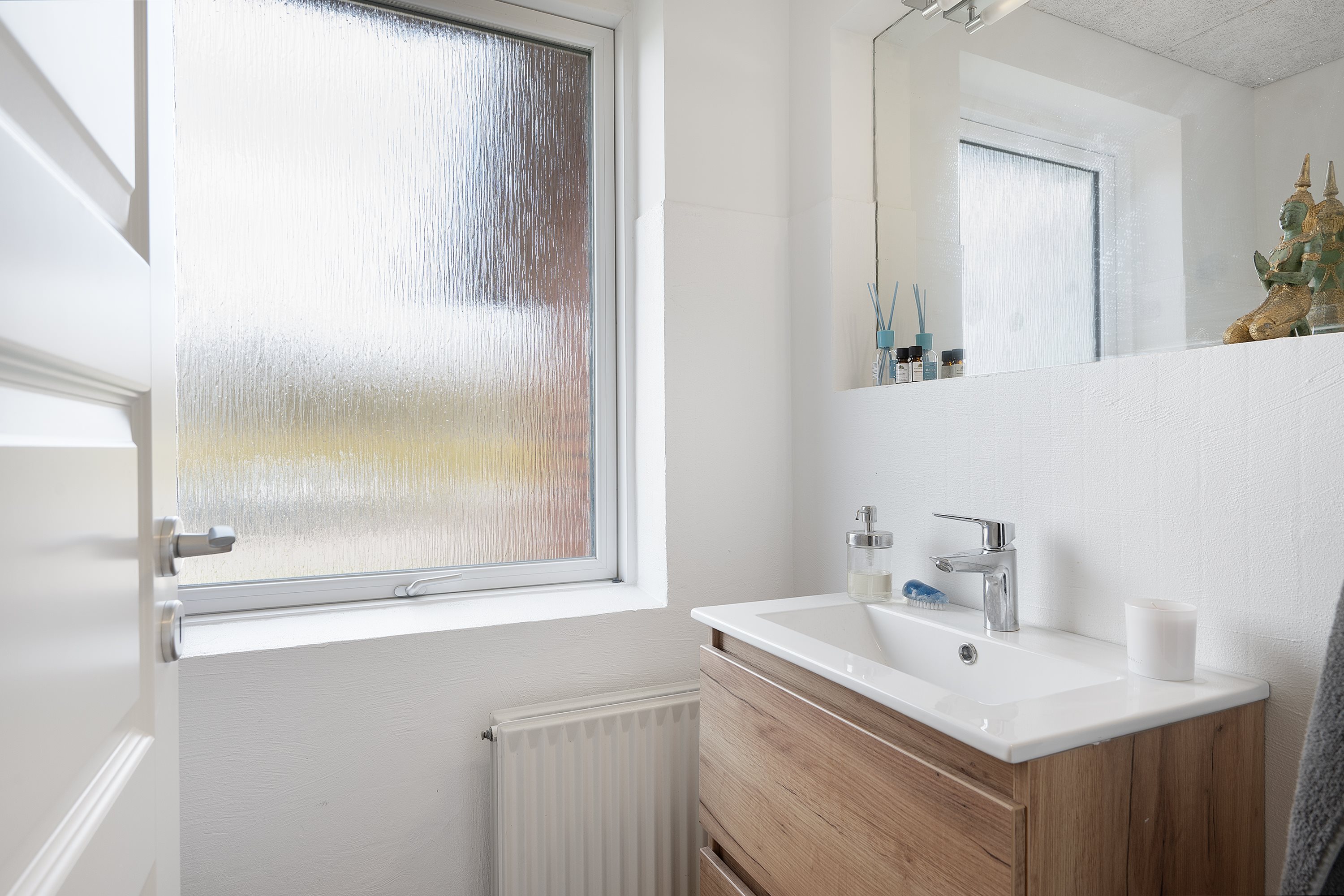 Fremhævet toilet billede i fuldskærmstilstand. Billede af Enighedsvej 1, 8963 Auning