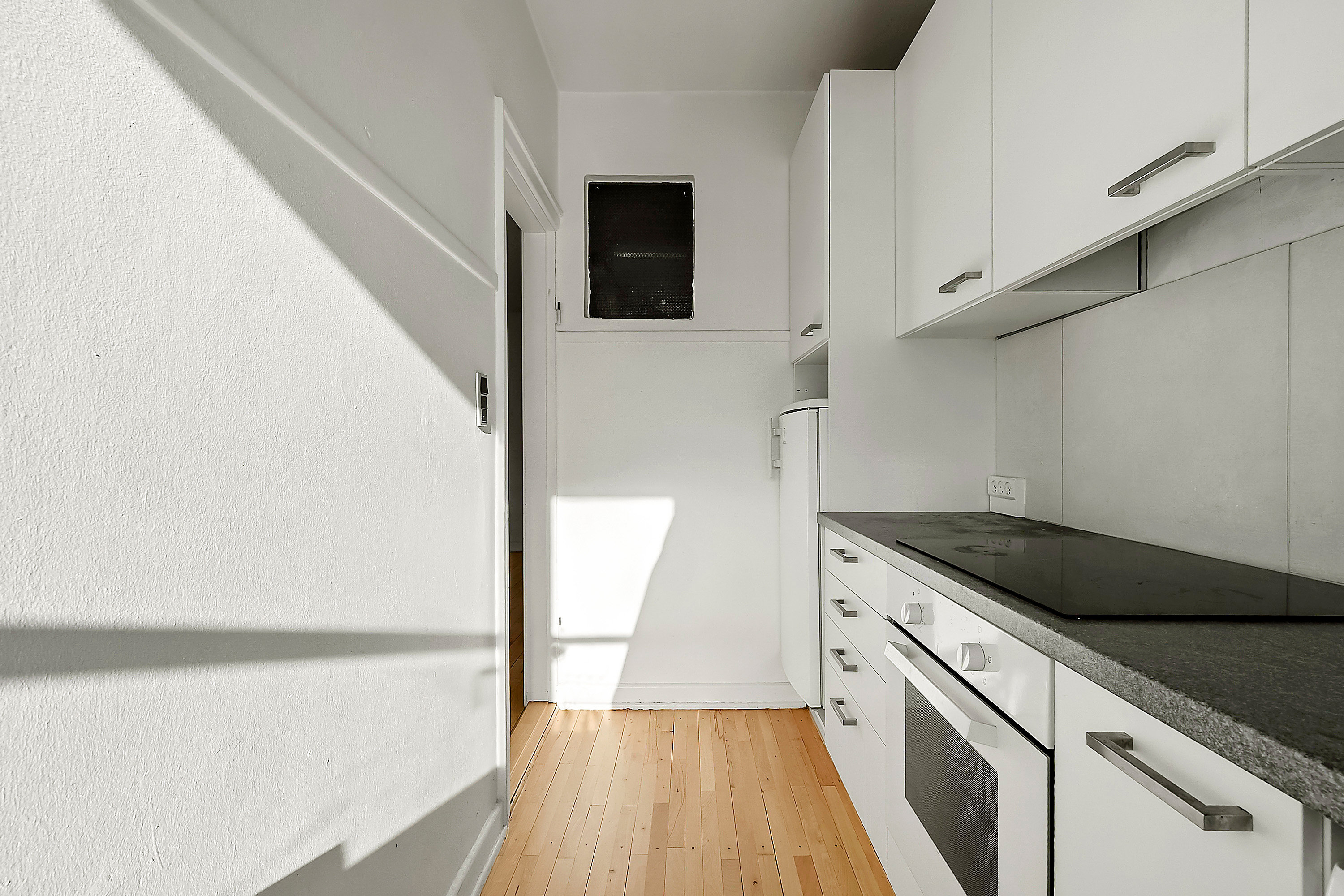 Fremhævet køkken billede i fuldskærmstilstand. Billede af Hjallesevej 92, 2. th., 5230 Odense M