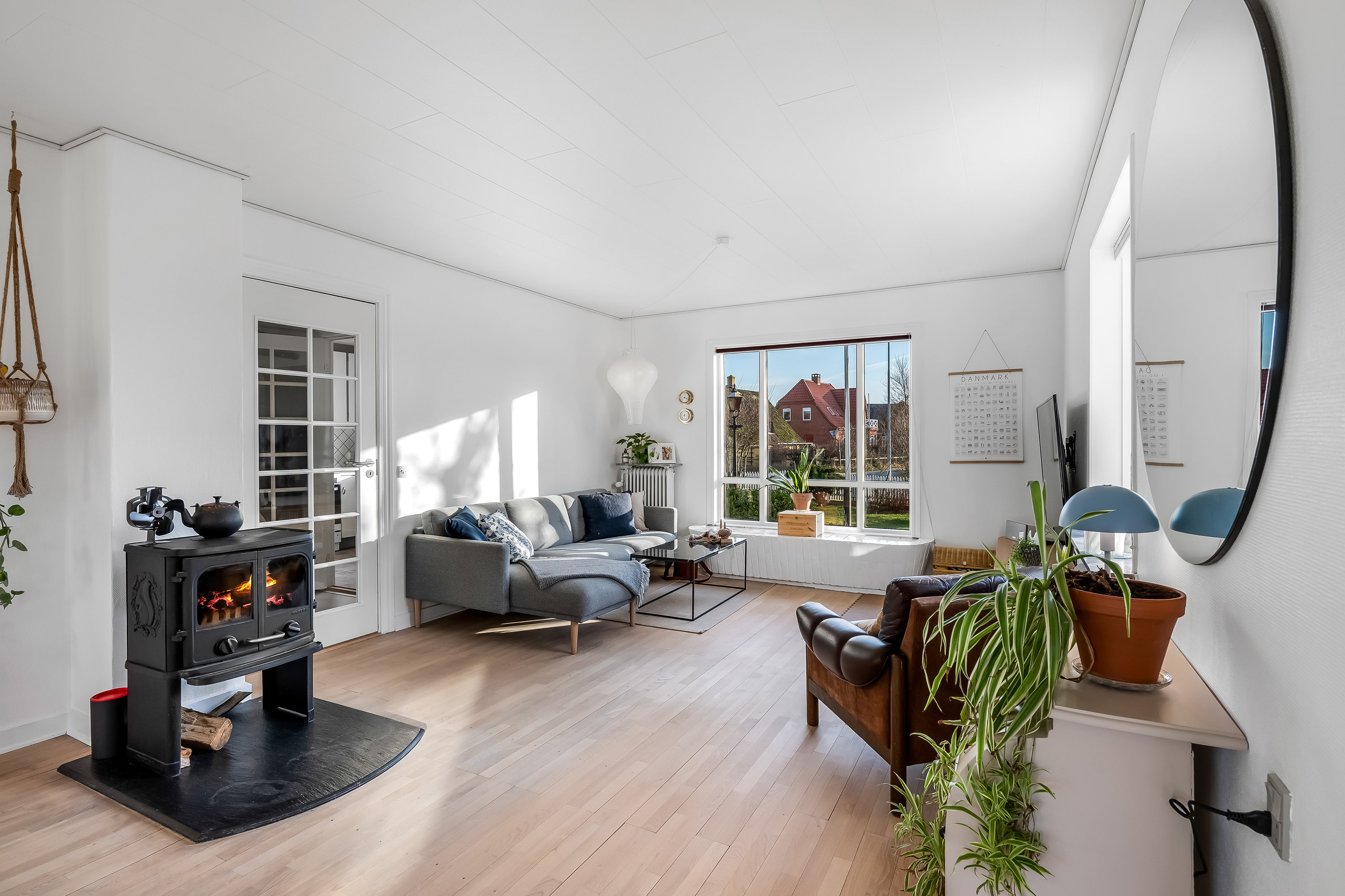 Fremhævet stue billede i fuldskærmstilstand. Billede af Vestervejen 63, Nordby, 6720 Fanø