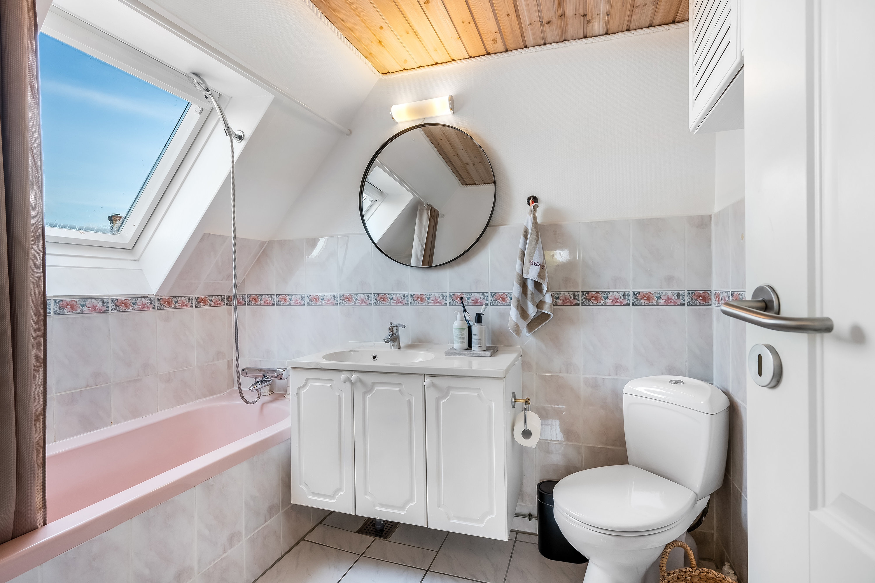 Fremhævet badeværelse billede i fuldskærmstilstand. Billede af Vestervejen 63, Nordby, 6720 Fanø