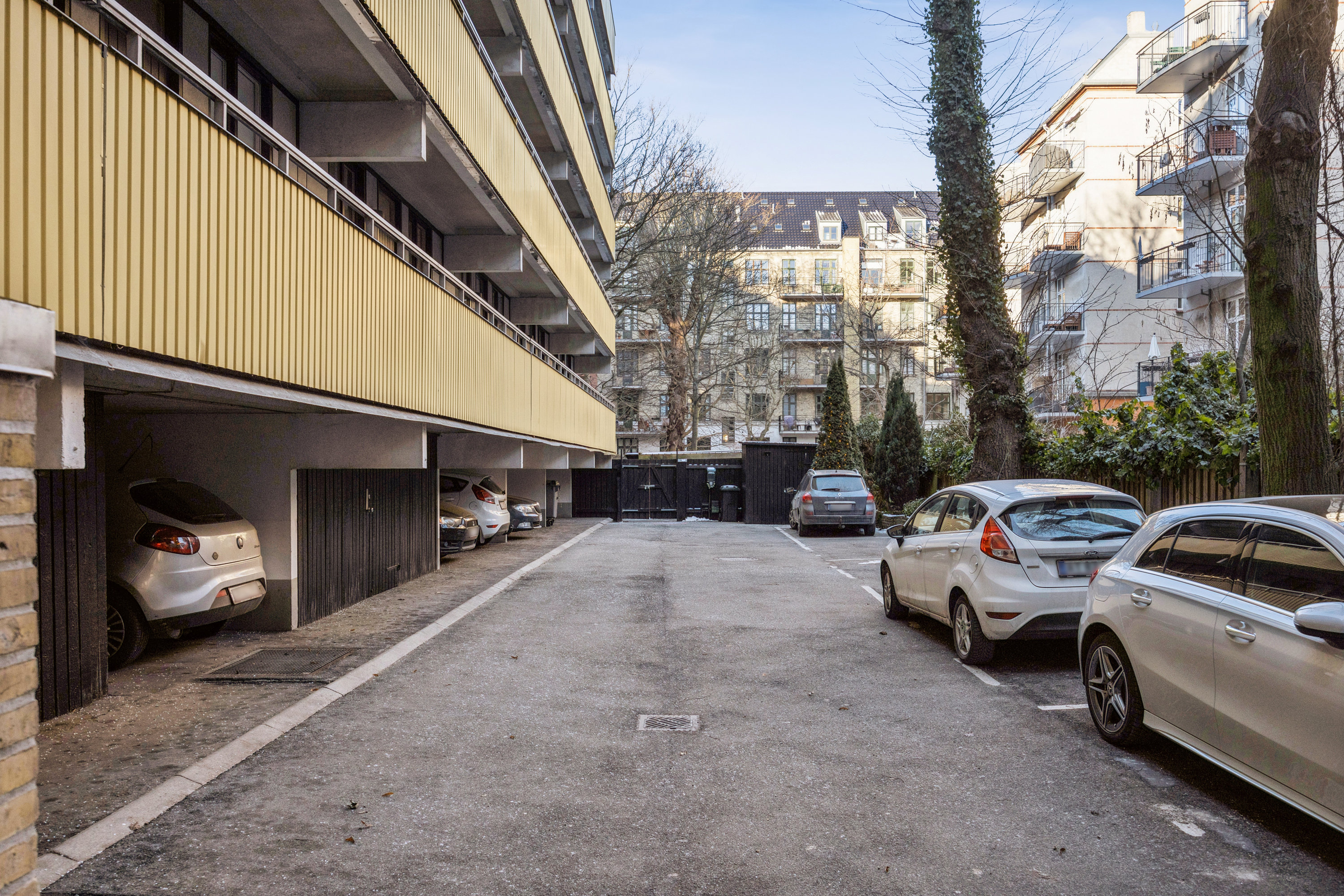 Fremhævet andet billede i fuldskærmstilstand. Billede af Harsdorffsvej 11, 2. 8., 1874 Frederiksberg C