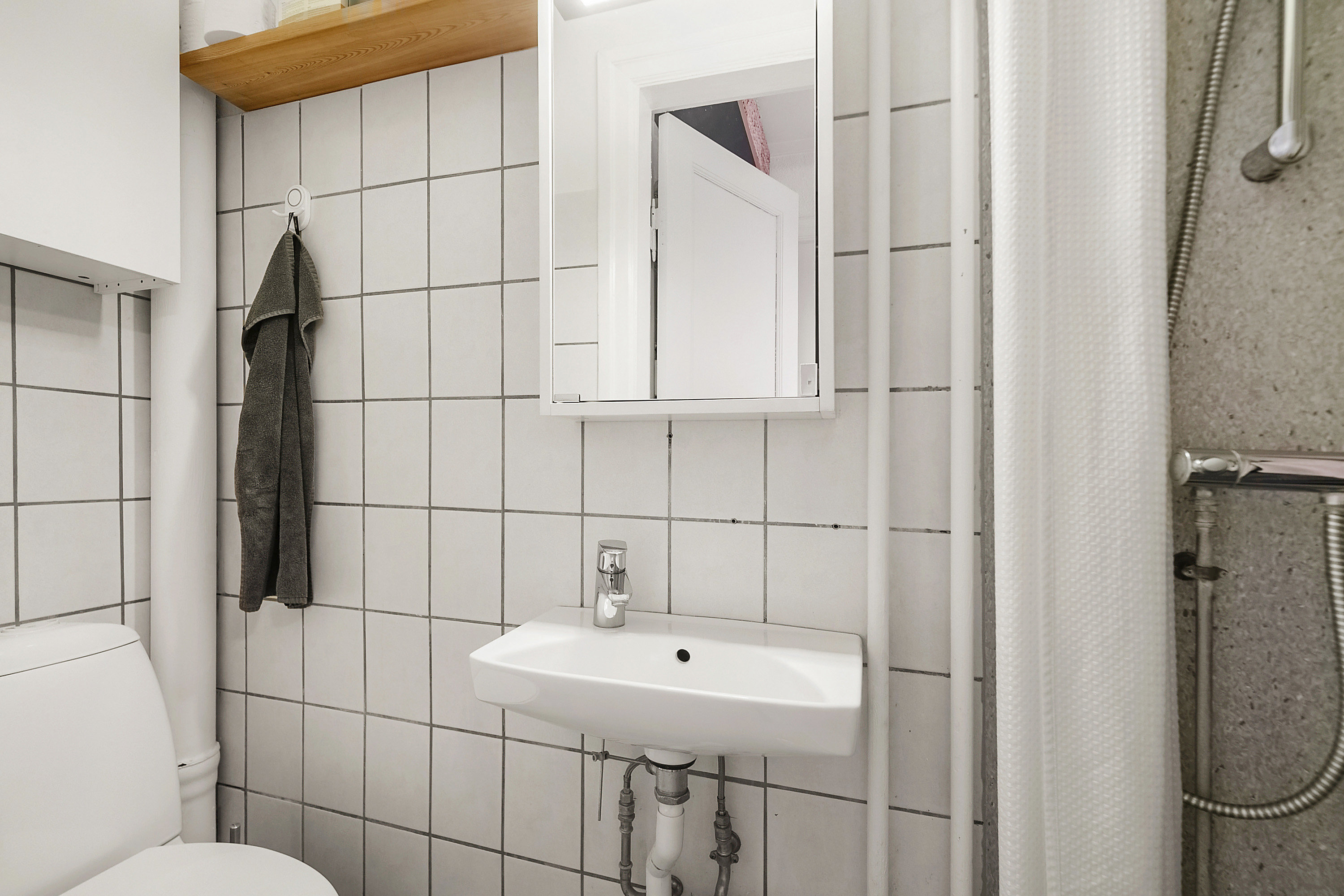 Fremhævet badeværelse billede i fuldskærmstilstand. Billede af Nordre Ringgade 112, 2. th., Trøjborg, 8200 Aarhus N