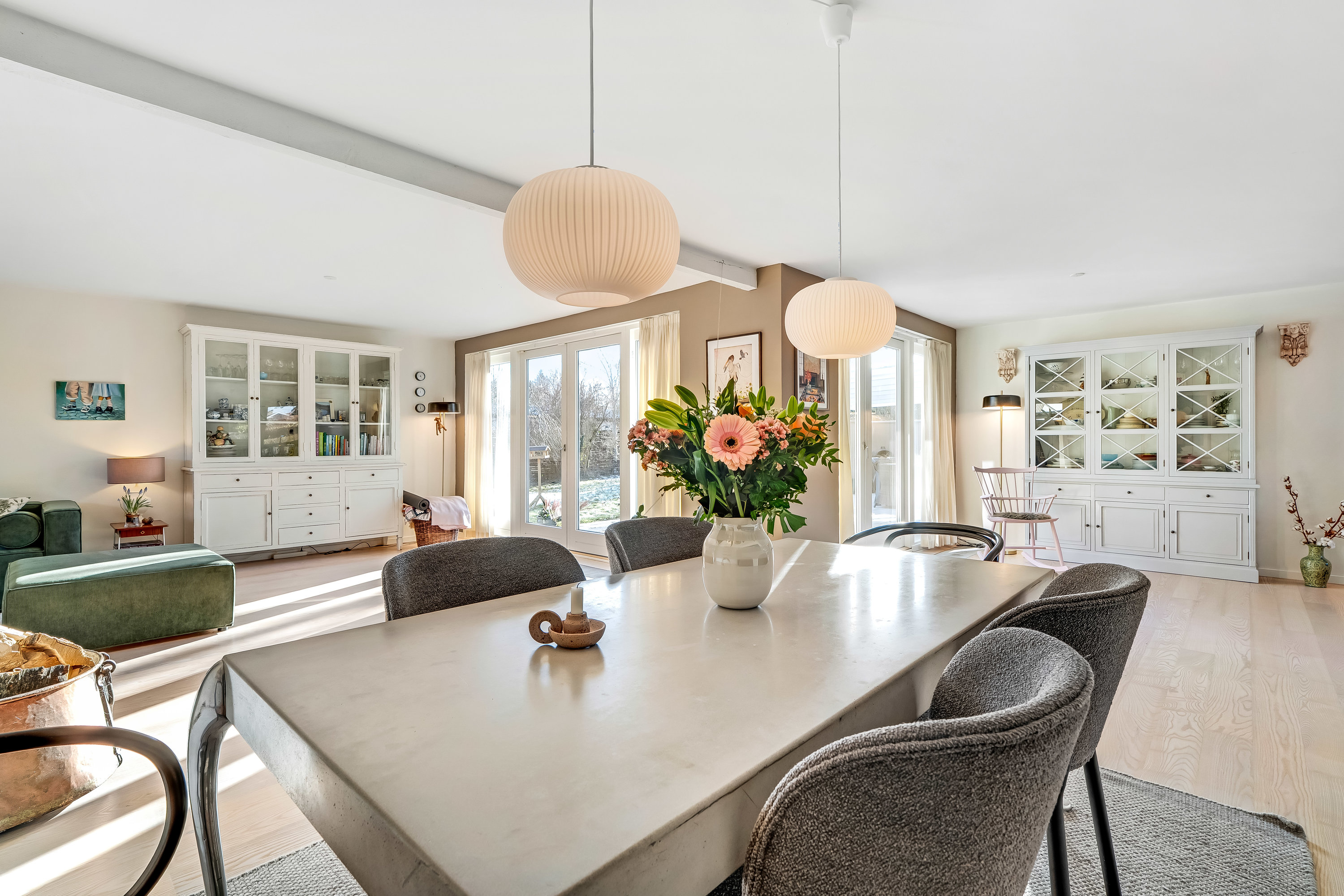 Fremhævet stue billede i fuldskærmstilstand. Billede af Søparken 4, Annisse, 3200 Helsinge