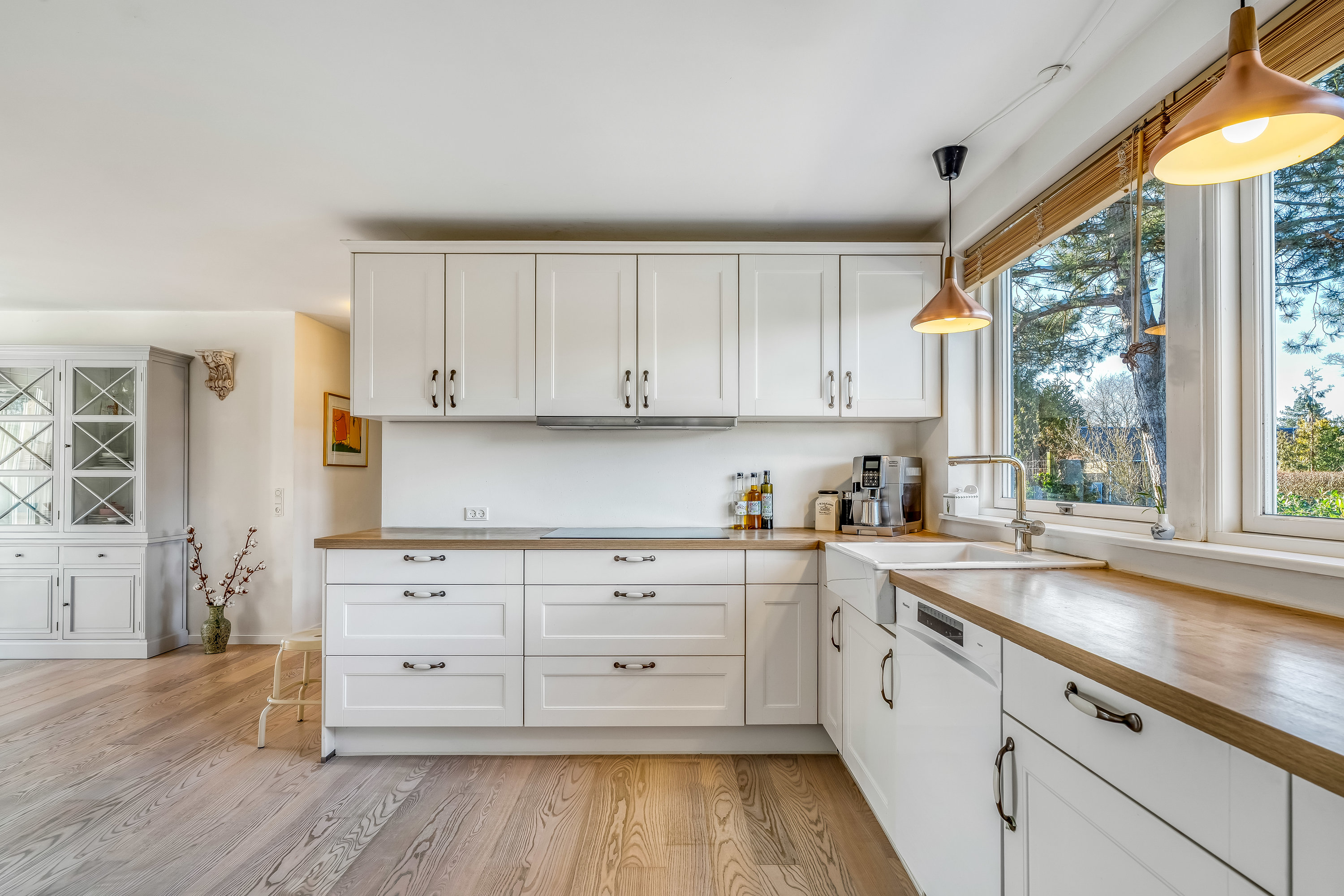 Fremhævet køkken billede i fuldskærmstilstand. Billede af Søparken 4, Annisse, 3200 Helsinge