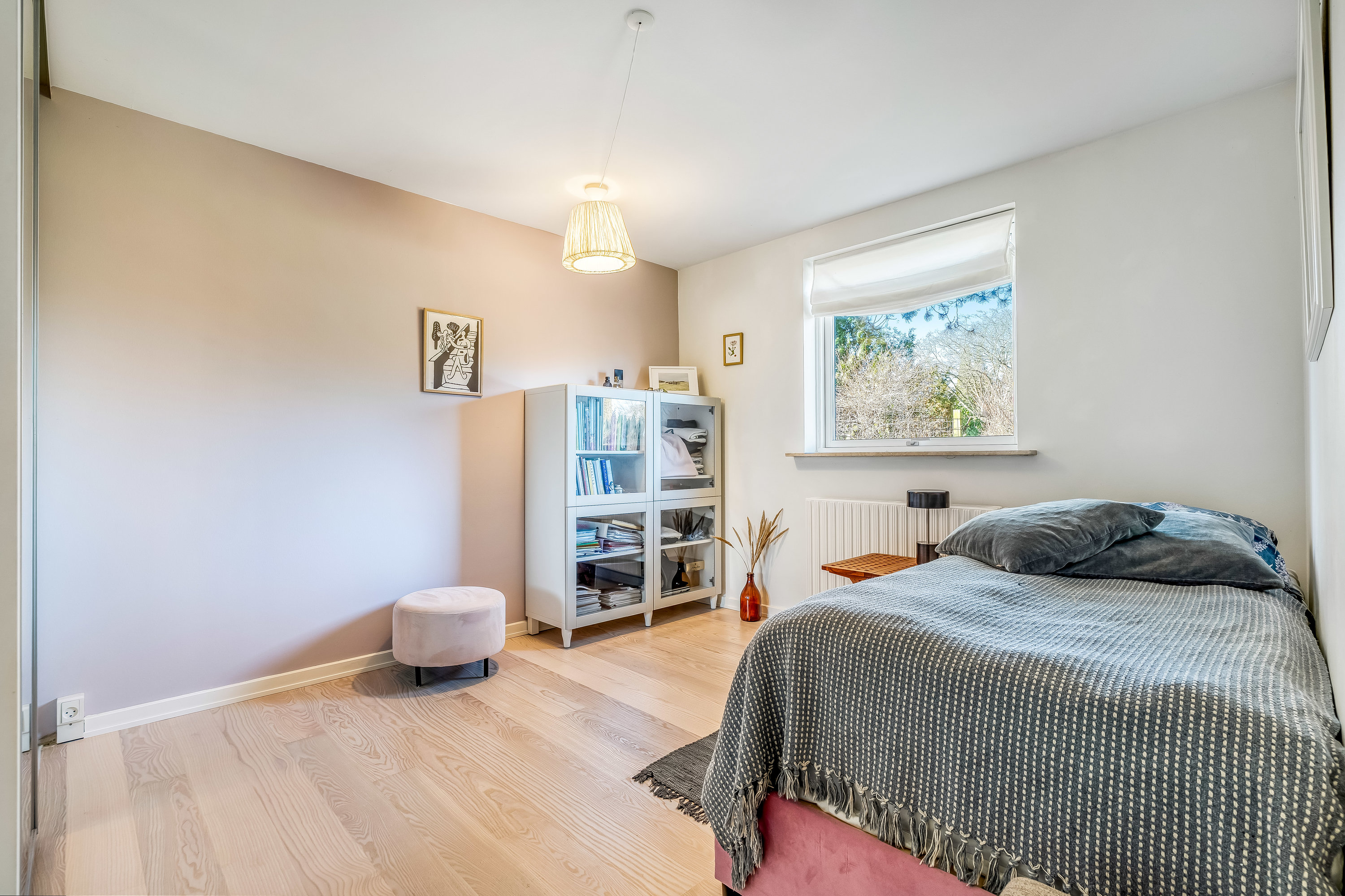 Fremhævet soveværelse billede i fuldskærmstilstand. Billede af Søparken 4, Annisse, 3200 Helsinge