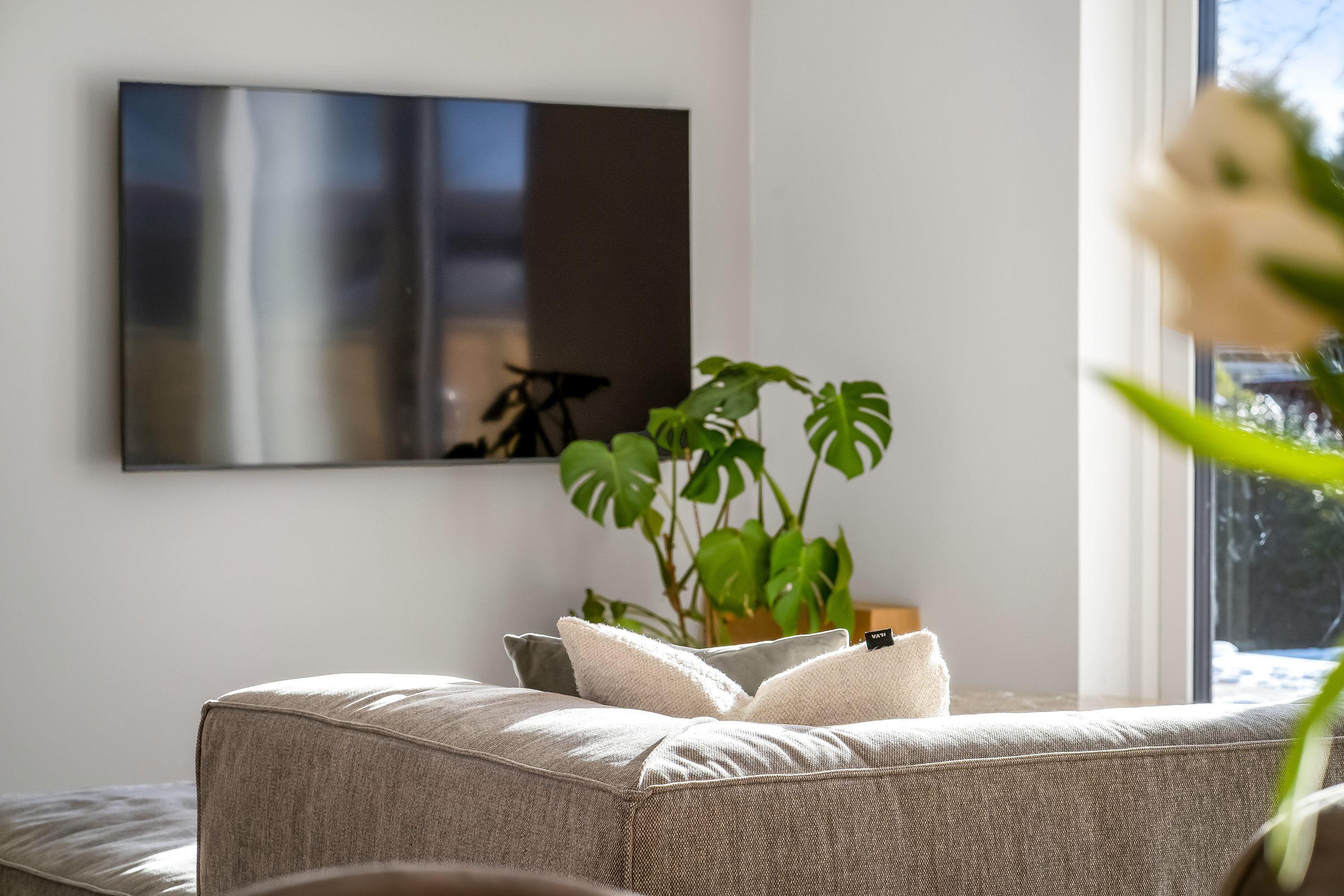 Fremhævet stue billede i fuldskærmstilstand. Billede af Tulstrup Have 4, Tulstrup, 3400 Hillerød