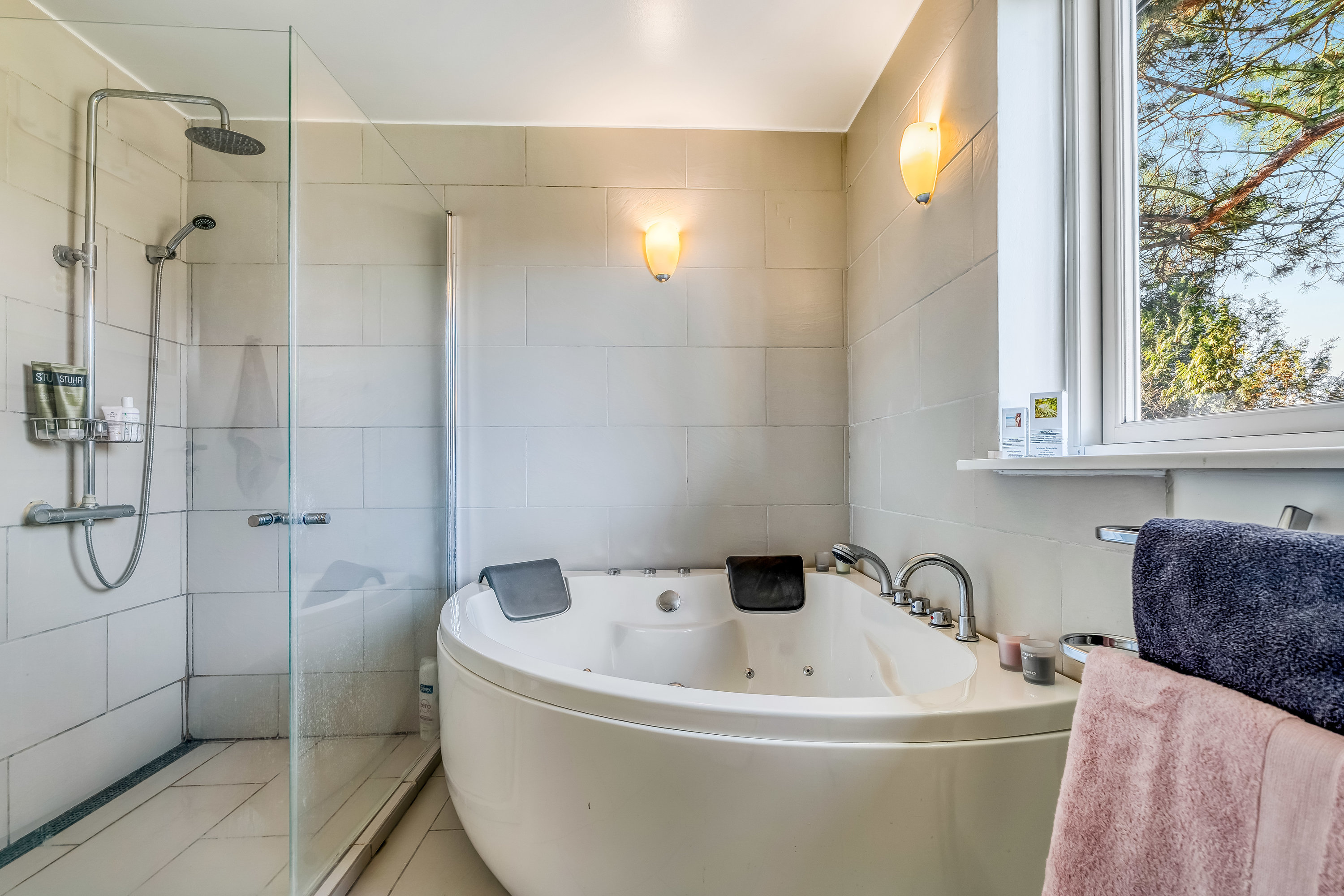 Fremhævet badeværelse billede i fuldskærmstilstand. Billede af Søparken 4, Annisse, 3200 Helsinge