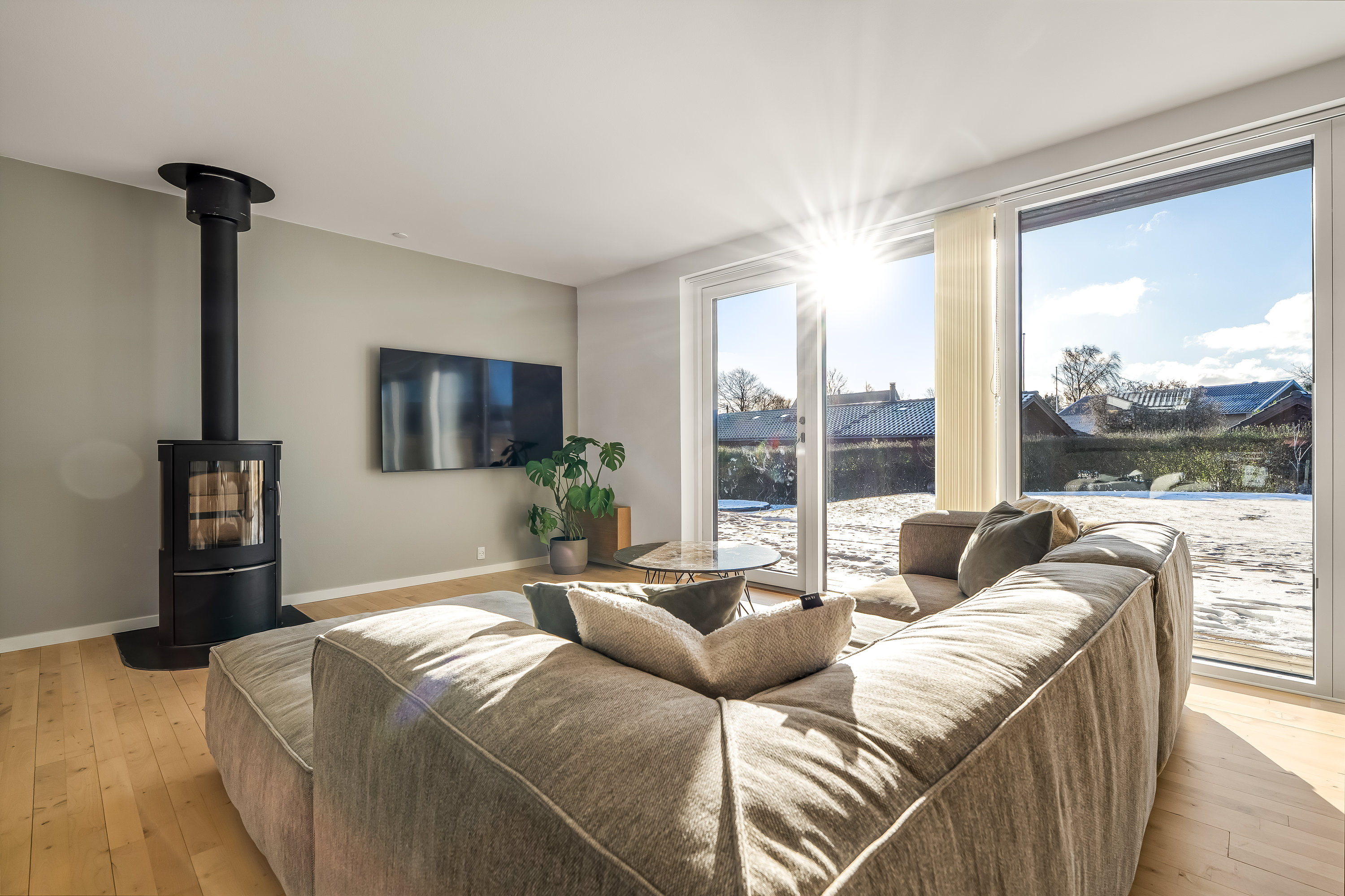 Fremhævet stue billede i fuldskærmstilstand. Billede af Tulstrup Have 4, Tulstrup, 3400 Hillerød