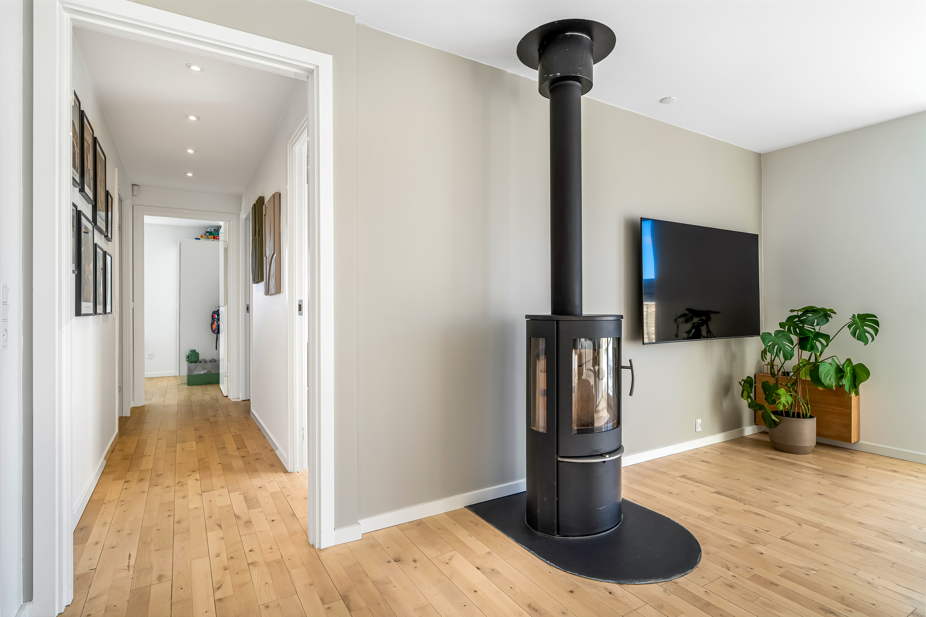 Fremhævet gang billede i fuldskærmstilstand. Billede af Tulstrup Have 4, Tulstrup, 3400 Hillerød