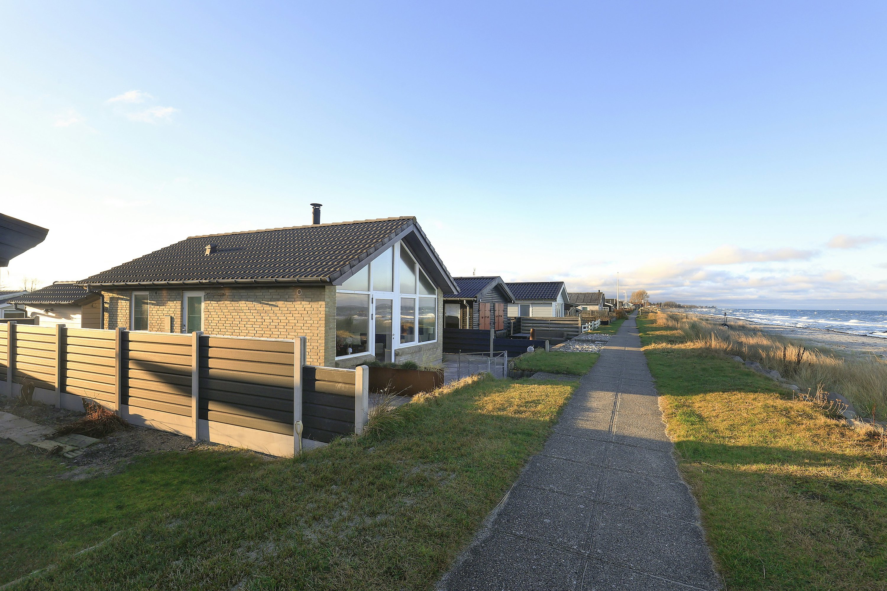 Fremhævet  billede i fuldskærmstilstand. Billede af Østre Strandvej 70, Hasmark Strand, 5450 Otterup