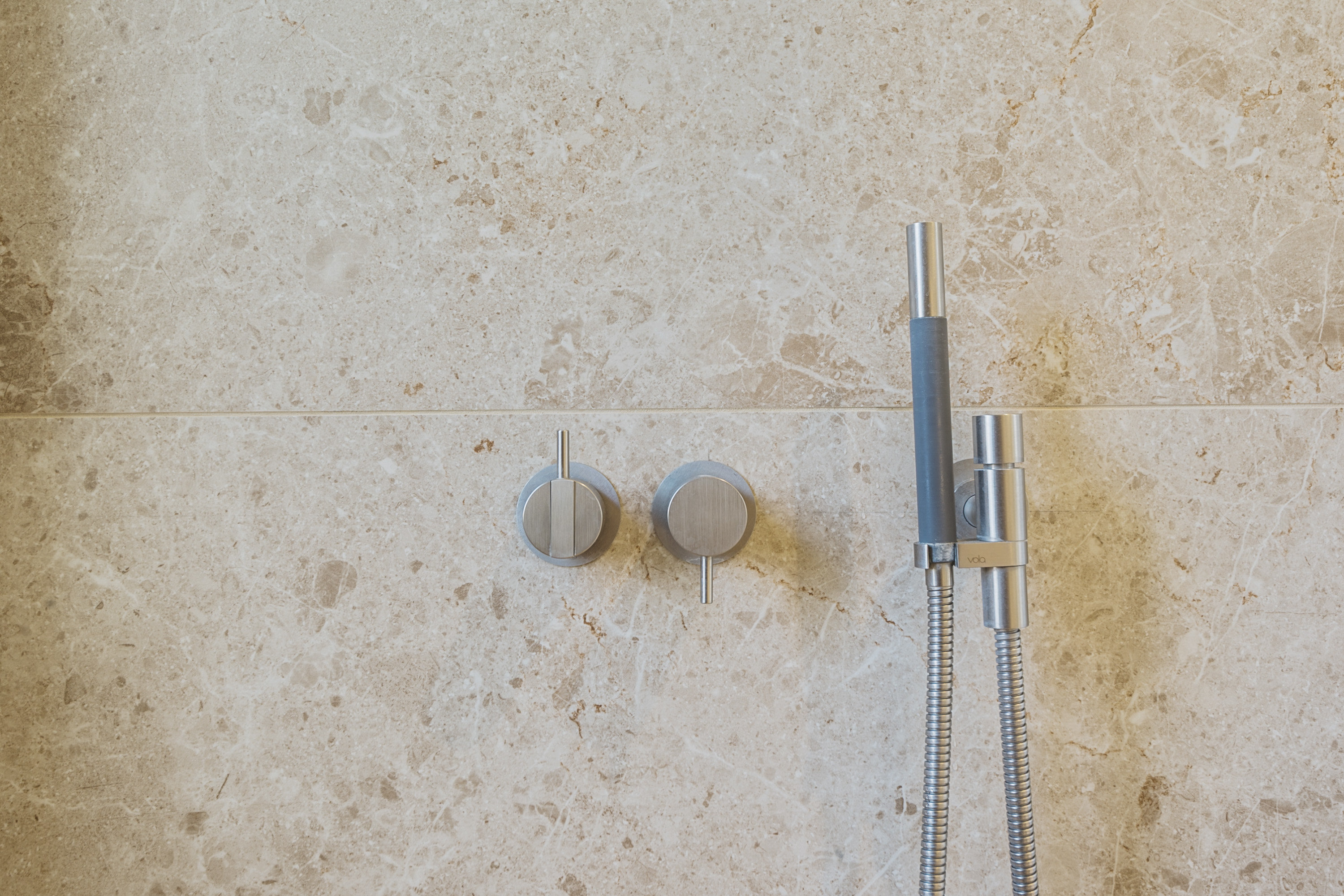 Fremhævet badeværelse billede i fuldskærmstilstand. Billede af Ellemarksvej 9, 1., 8000 Aarhus C