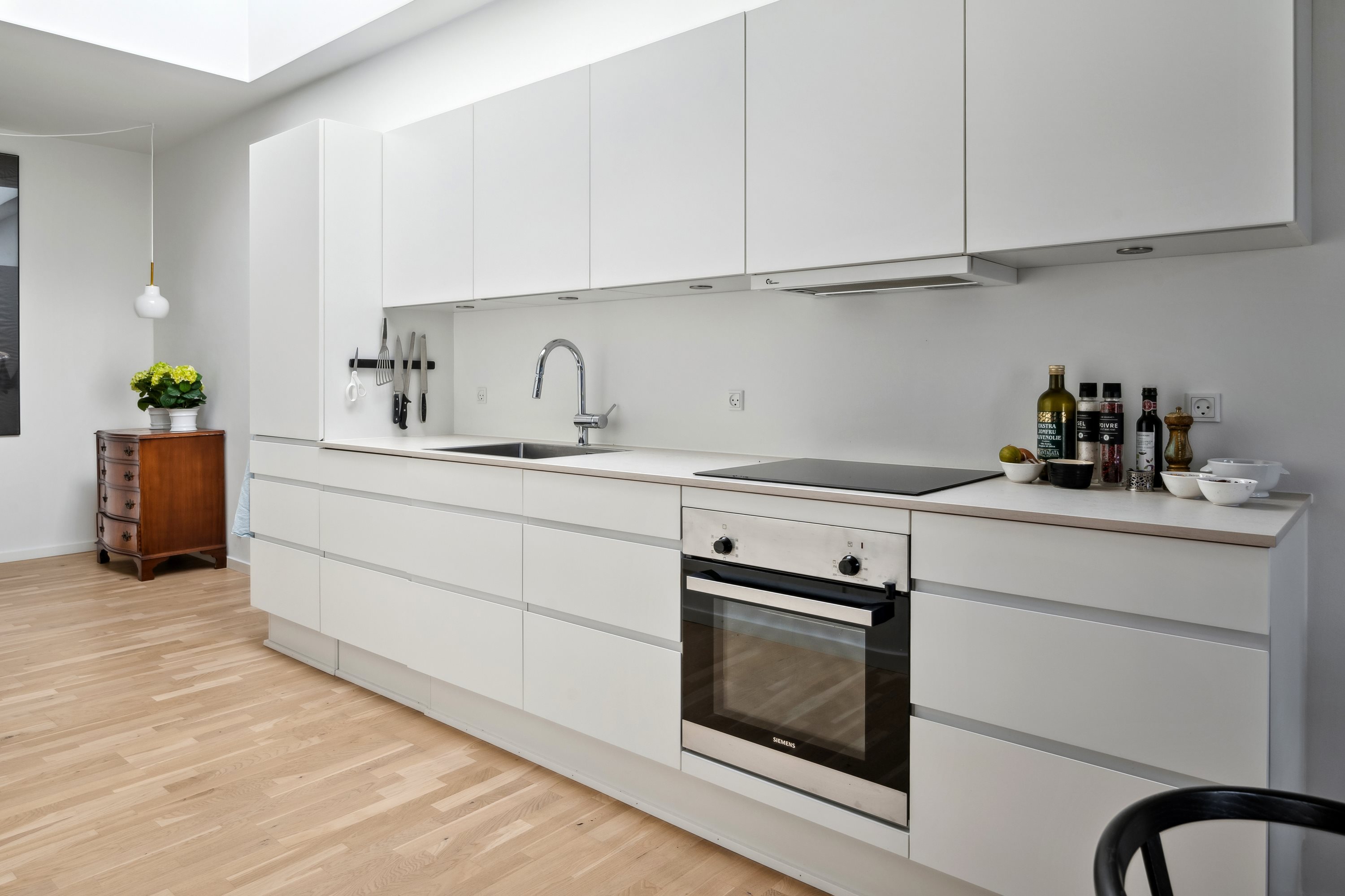 Fremhævet køkken billede i fuldskærmstilstand. Billede af Østre Skovvej 12A, 1. 4., 8240 Risskov