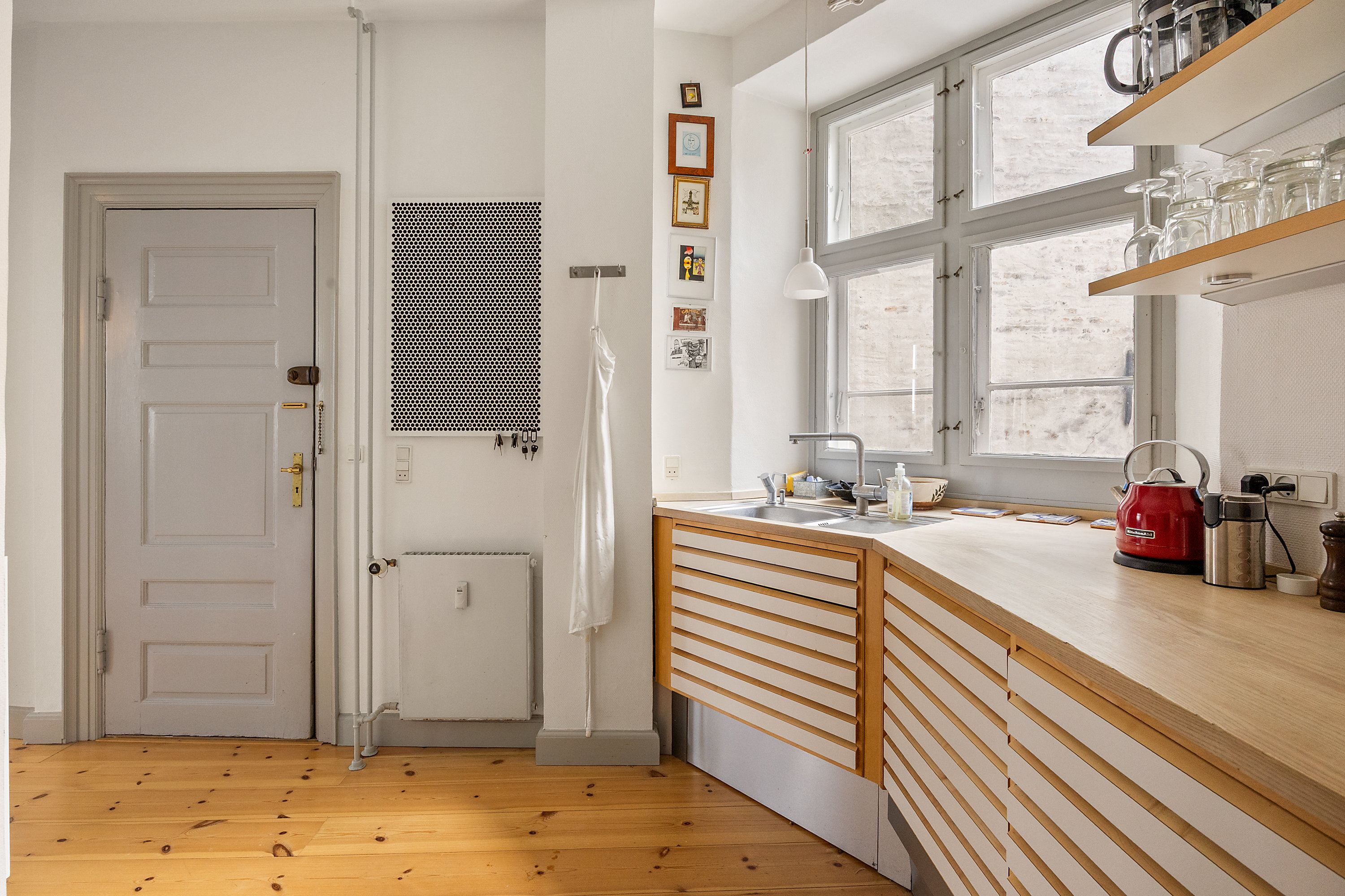 Fremhævet køkken billede i fuldskærmstilstand. Billede af Krystalgade 6, 2., 1172 København K