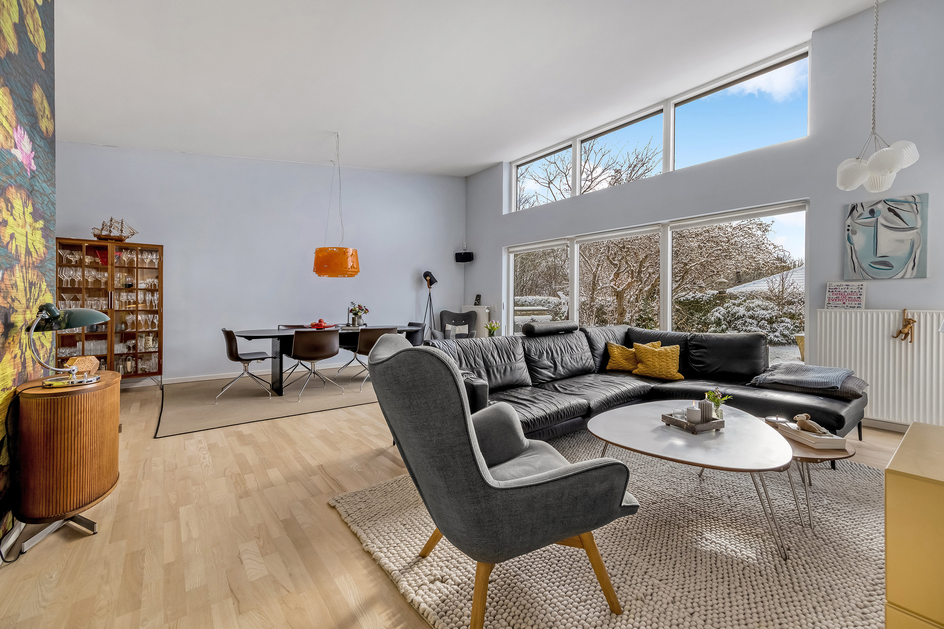 Fremhævet stue billede i fuldskærmstilstand. Billede af Tulipanvej 12, 3600 Frederikssund