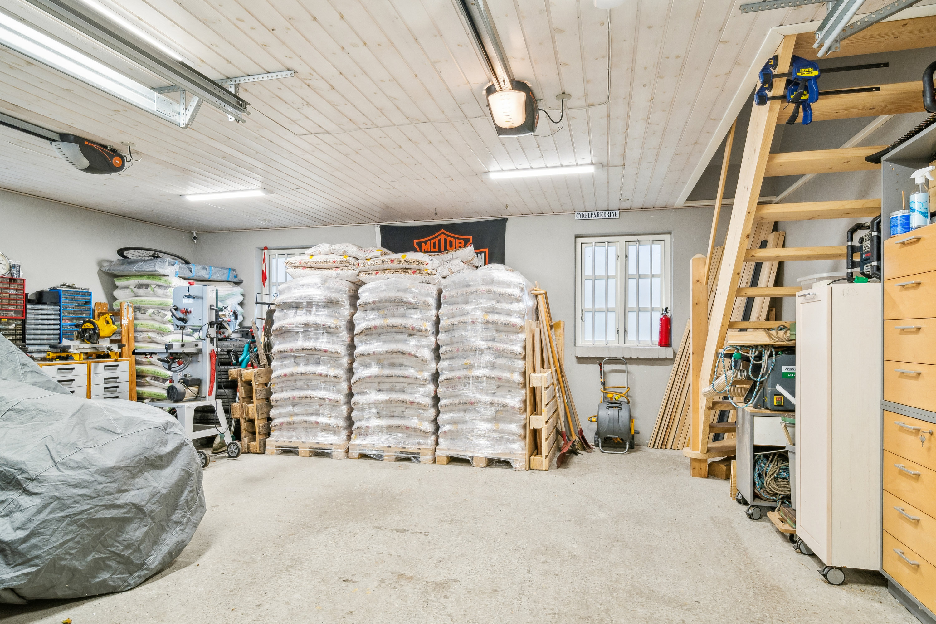 Fremhævet garage billede i fuldskærmstilstand. Billede af Snesere Torpvej 15, Snesere, 4733 Tappernøje