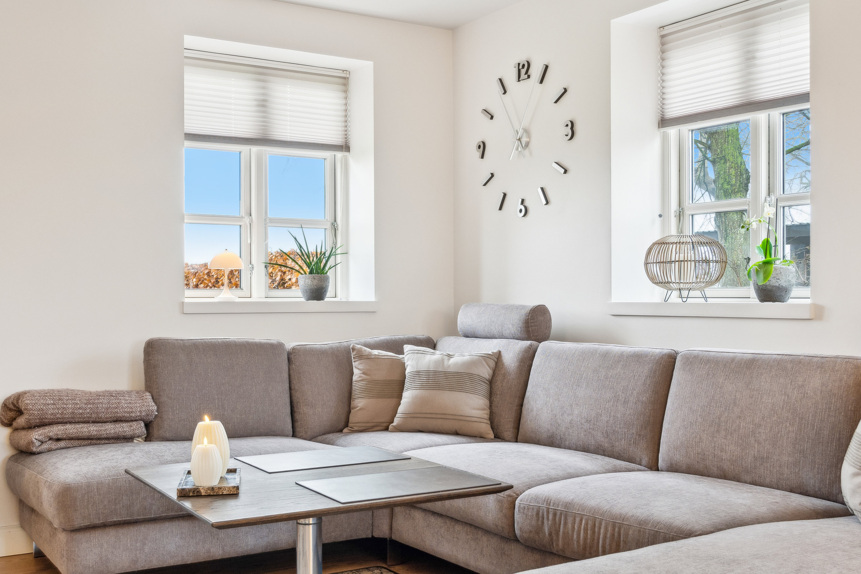 Fremhævet stue billede i fuldskærmstilstand. Billede af Snesere Torpvej 15, Snesere, 4733 Tappernøje