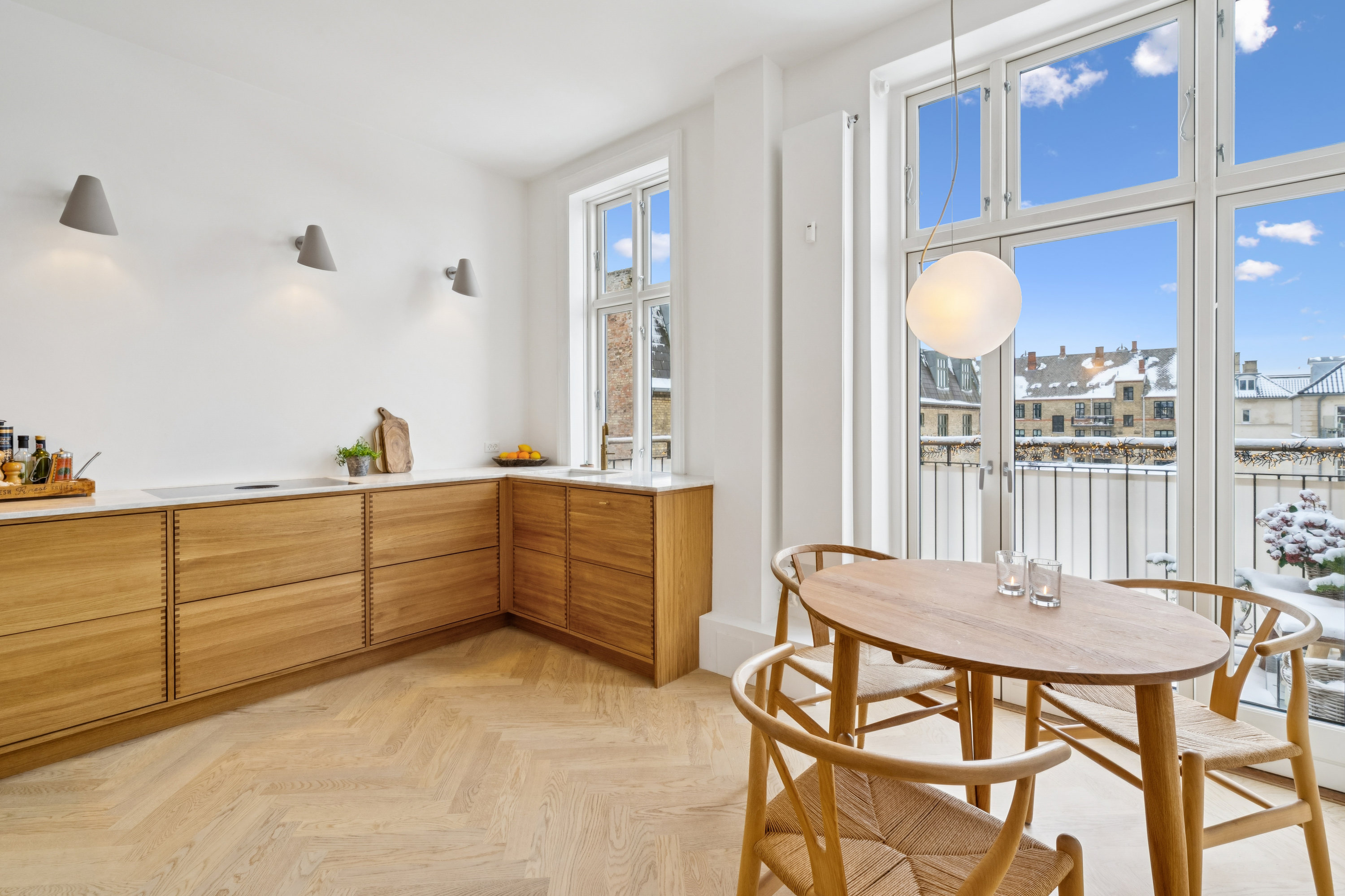 Fremhævet stue billede i fuldskærmstilstand. Billede af Schlegels Alle 3, 4. tv., 1807 Frederiksberg C