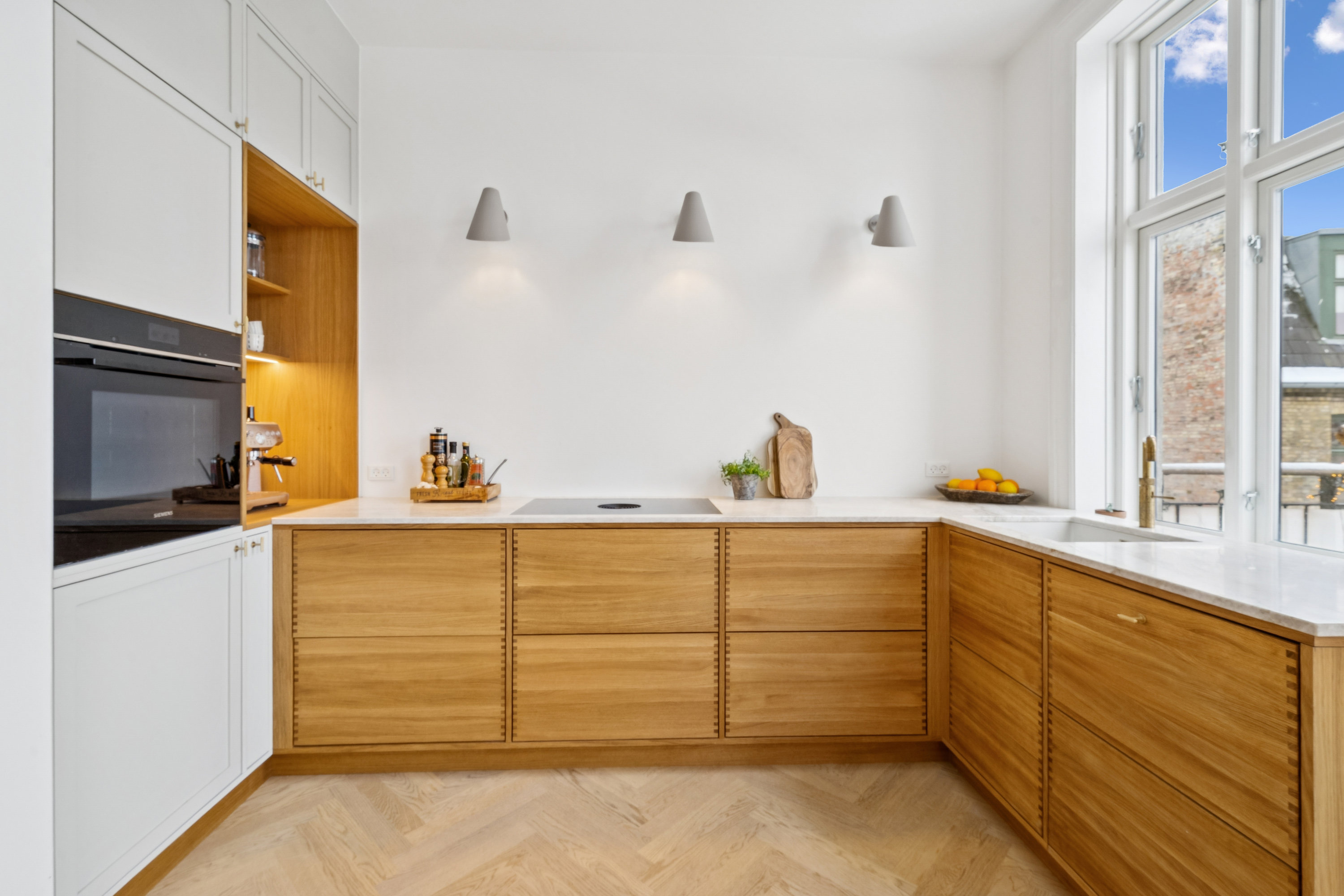 Fremhævet køkken billede i fuldskærmstilstand. Billede af Schlegels Alle 3, 4. tv., 1807 Frederiksberg C