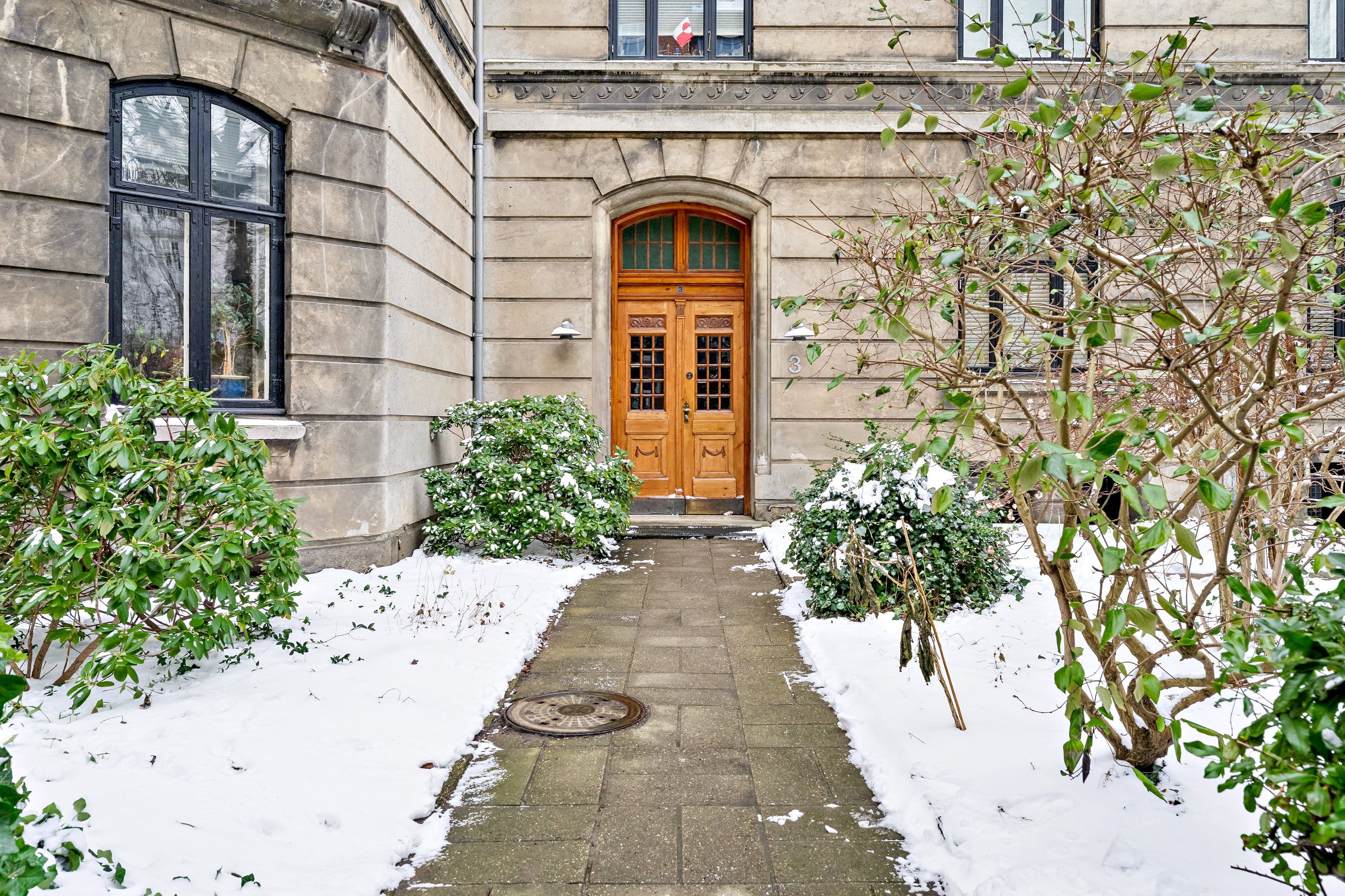 Fremhævet andet billede i fuldskærmstilstand. Billede af Schlegels Alle 3, 4. tv., 1807 Frederiksberg C