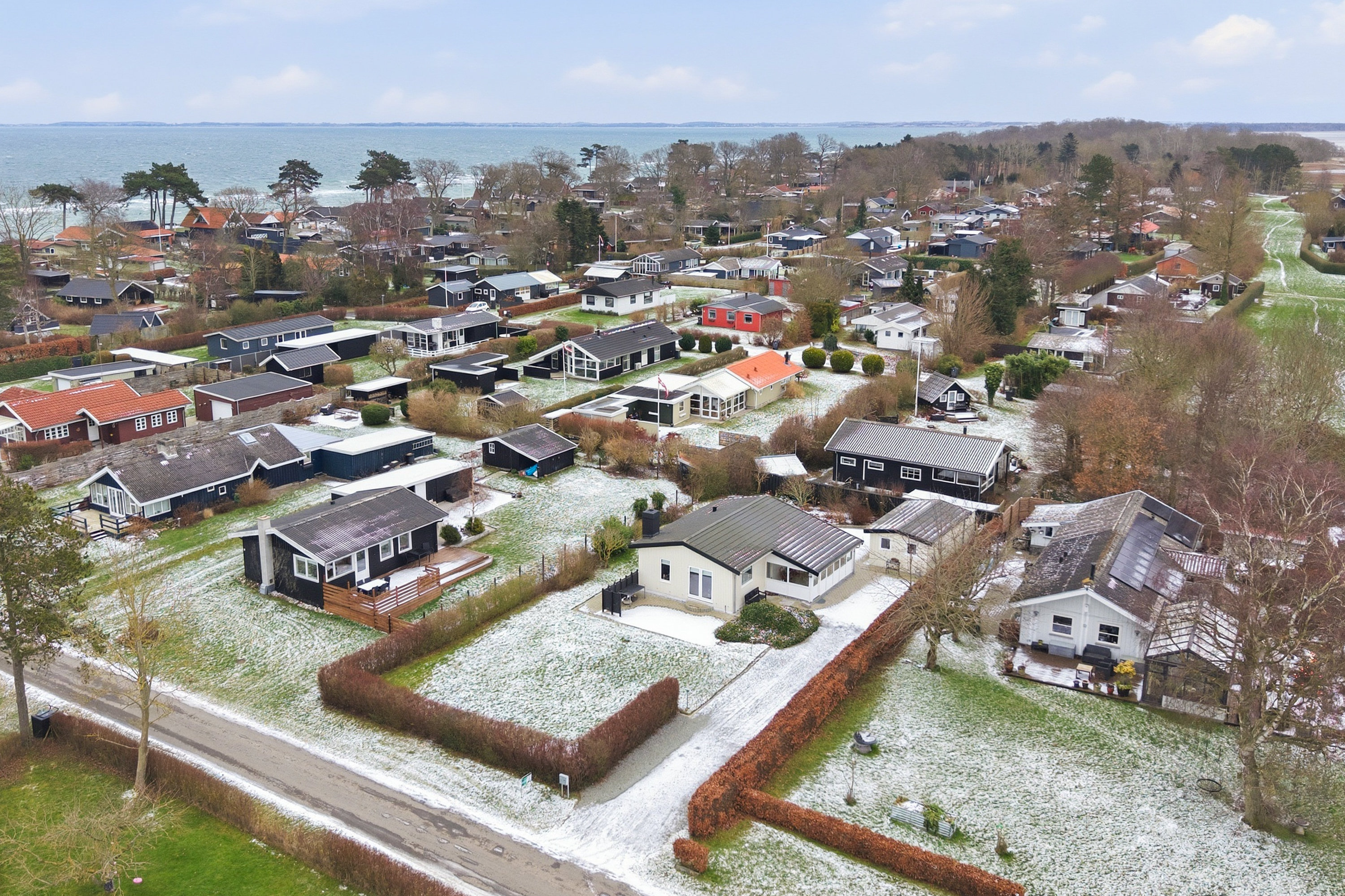 Fremhævet luftfoto billede i fuldskærmstilstand. Billede af Olufsvej 10, Østerballe, 5450 Otterup