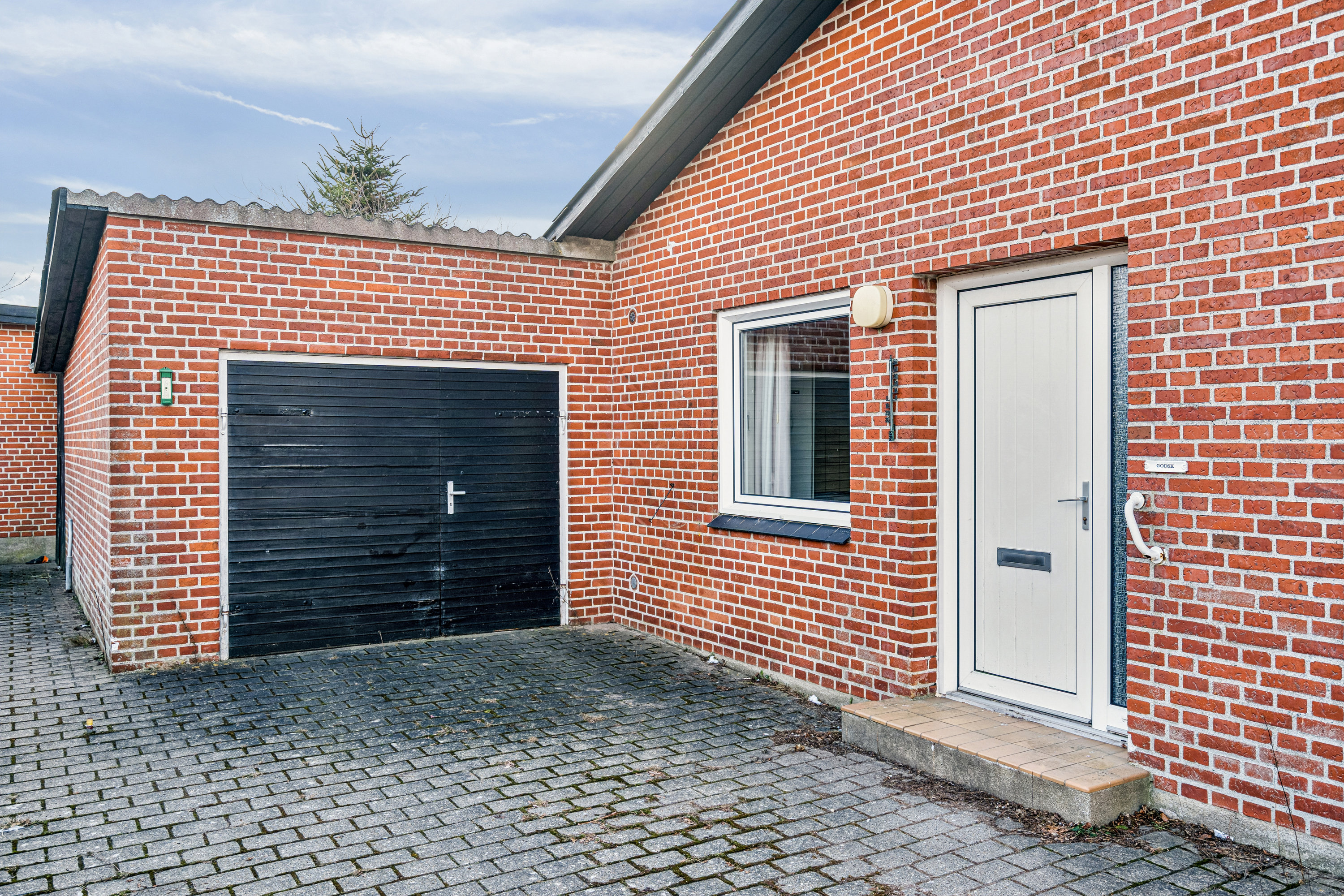 Fremhævet ejendom billede i fuldskærmstilstand. Billede af Tophøjvej 2B, 9850 Hirtshals