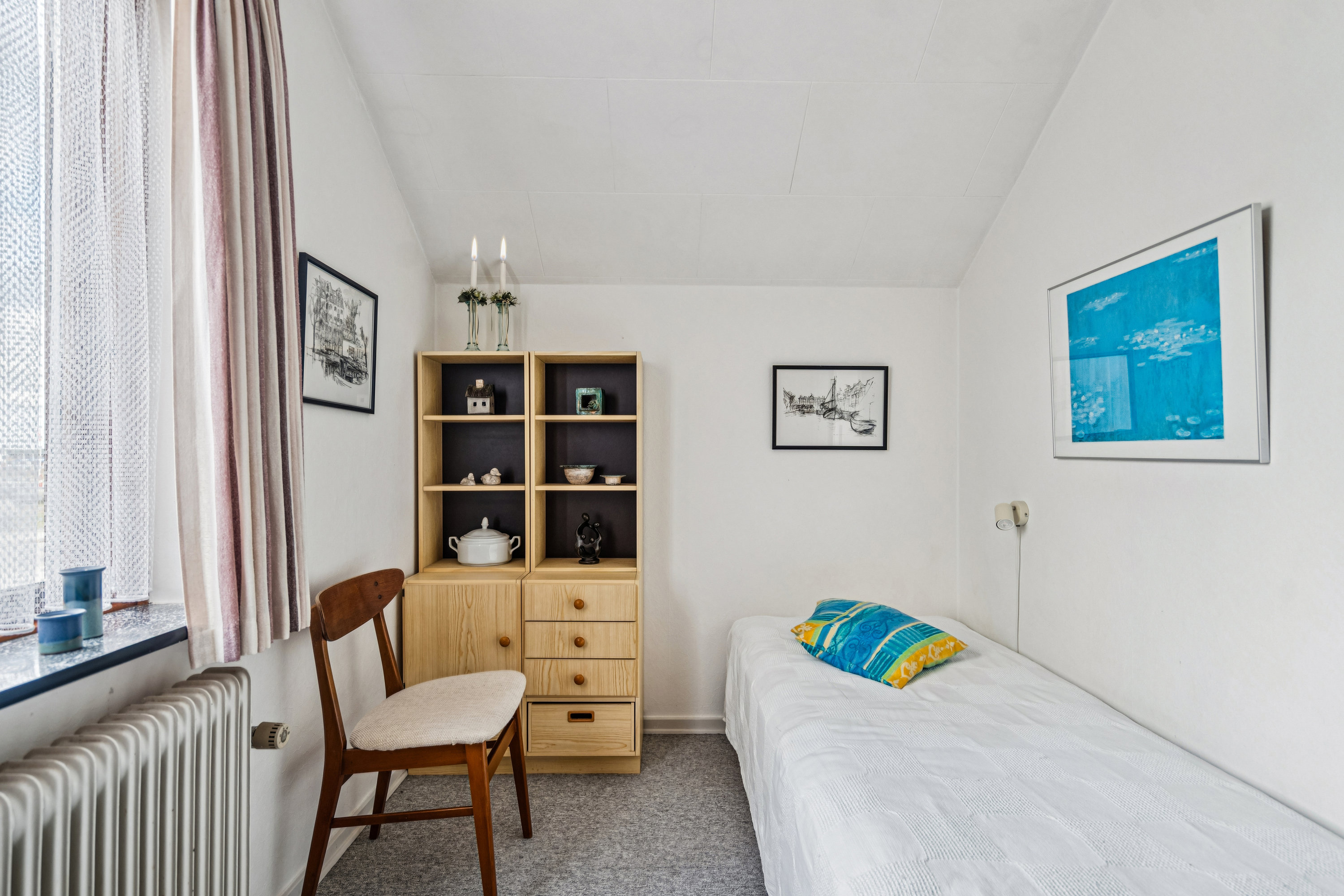 Fremhævet værelse billede i fuldskærmstilstand. Billede af Skovvejen 20, 9850 Hirtshals