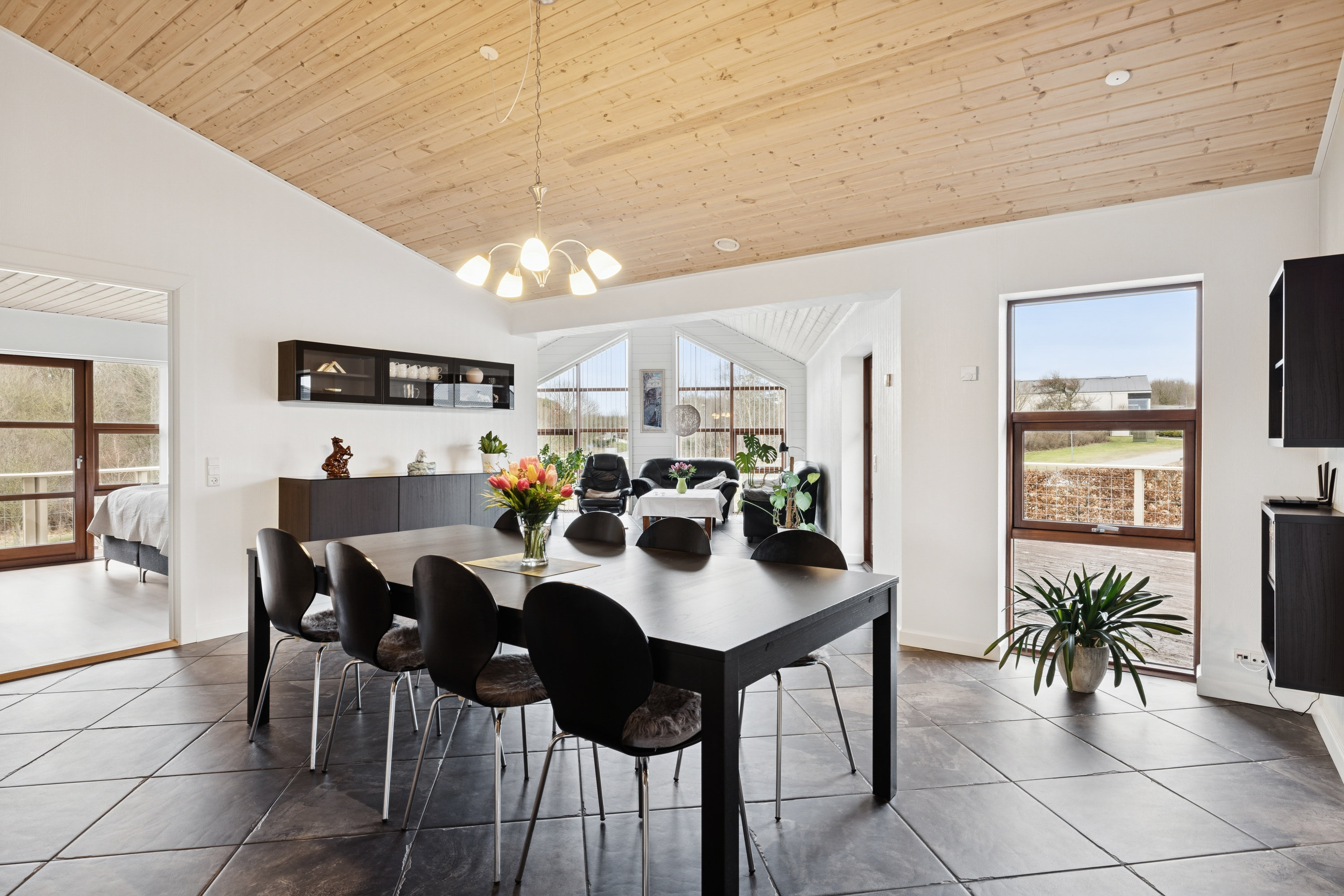 Fremhævet stue billede i fuldskærmstilstand. Billede af Fjordglimt 4, Ulbjerg, 8832 Skals