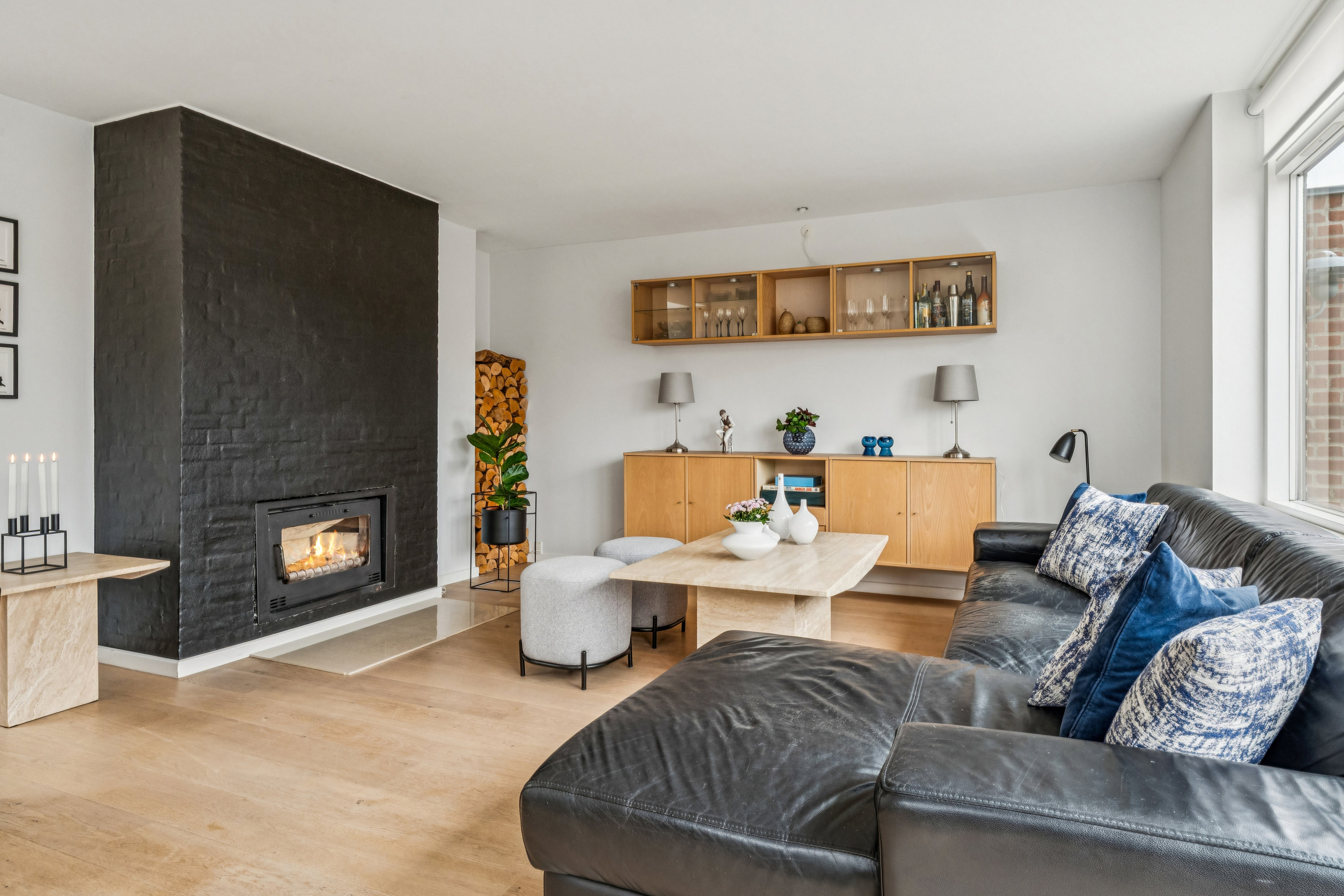 Fremhævet stue billede i fuldskærmstilstand. Billede af Grundtvigsvej 5, Vejgaard, 9000 Aalborg