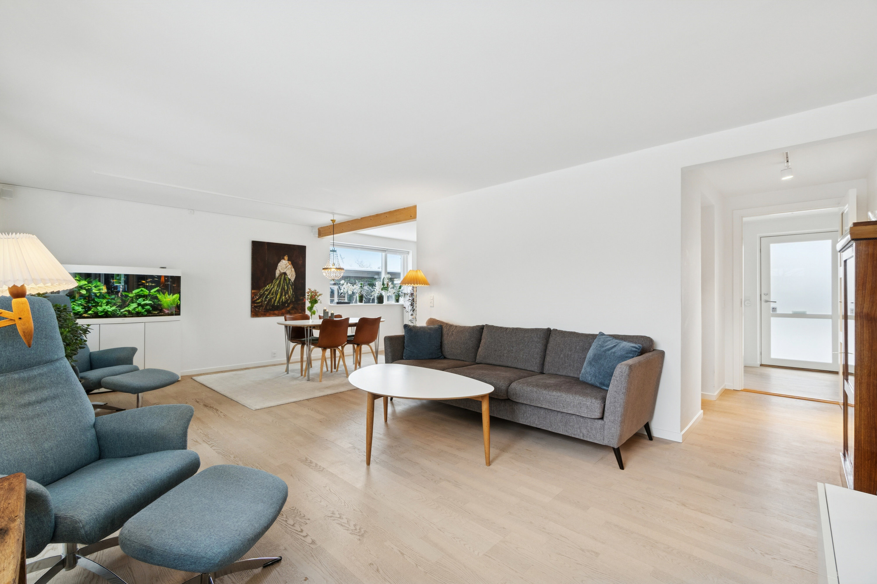 Fremhævet stue billede i fuldskærmstilstand. Billede af Flintager 12, 2620 Albertslund