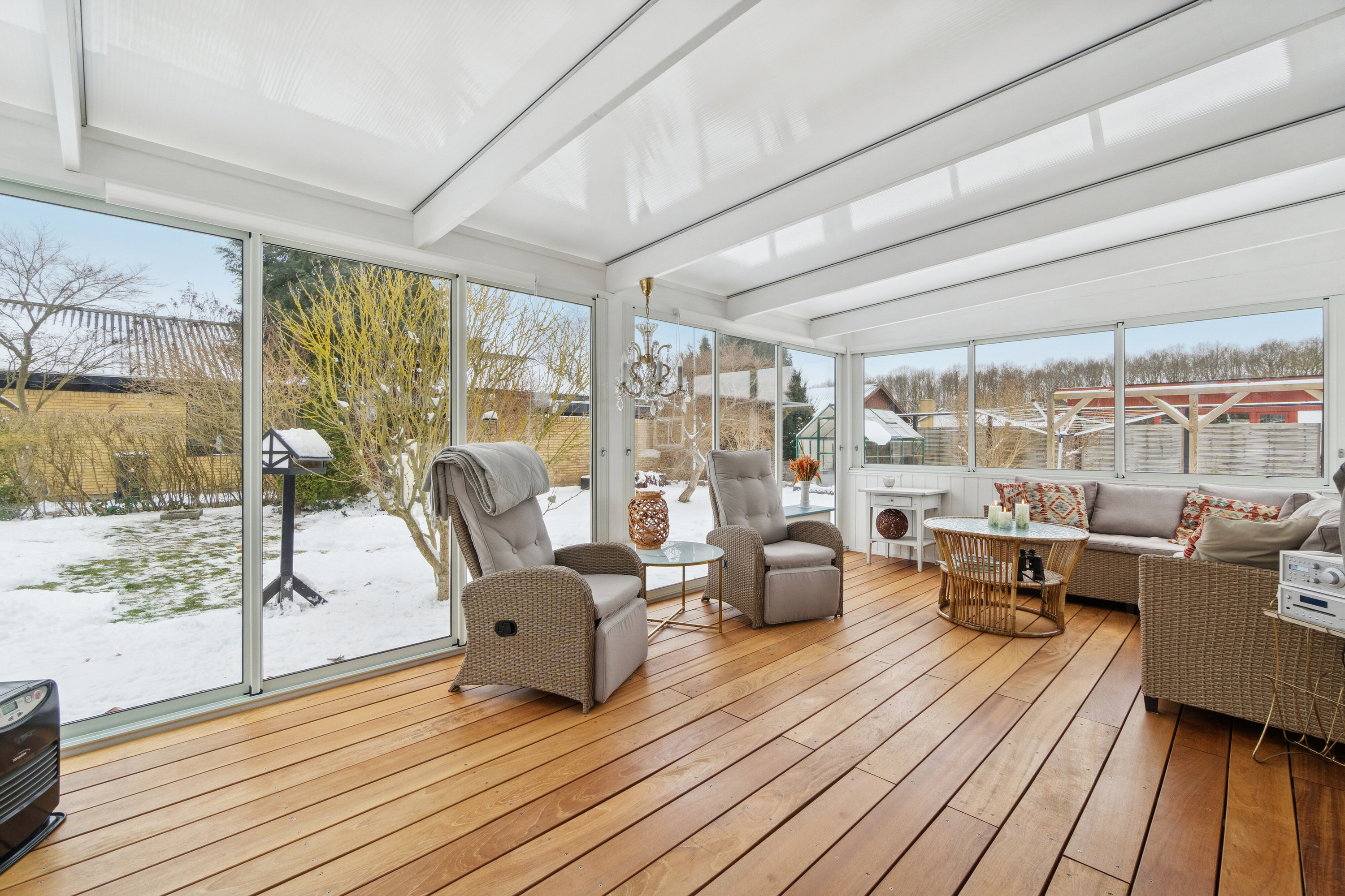 Fremhævet overdækket terrasse billede i fuldskærmstilstand. Billede af Flintager 12, 2620 Albertslund