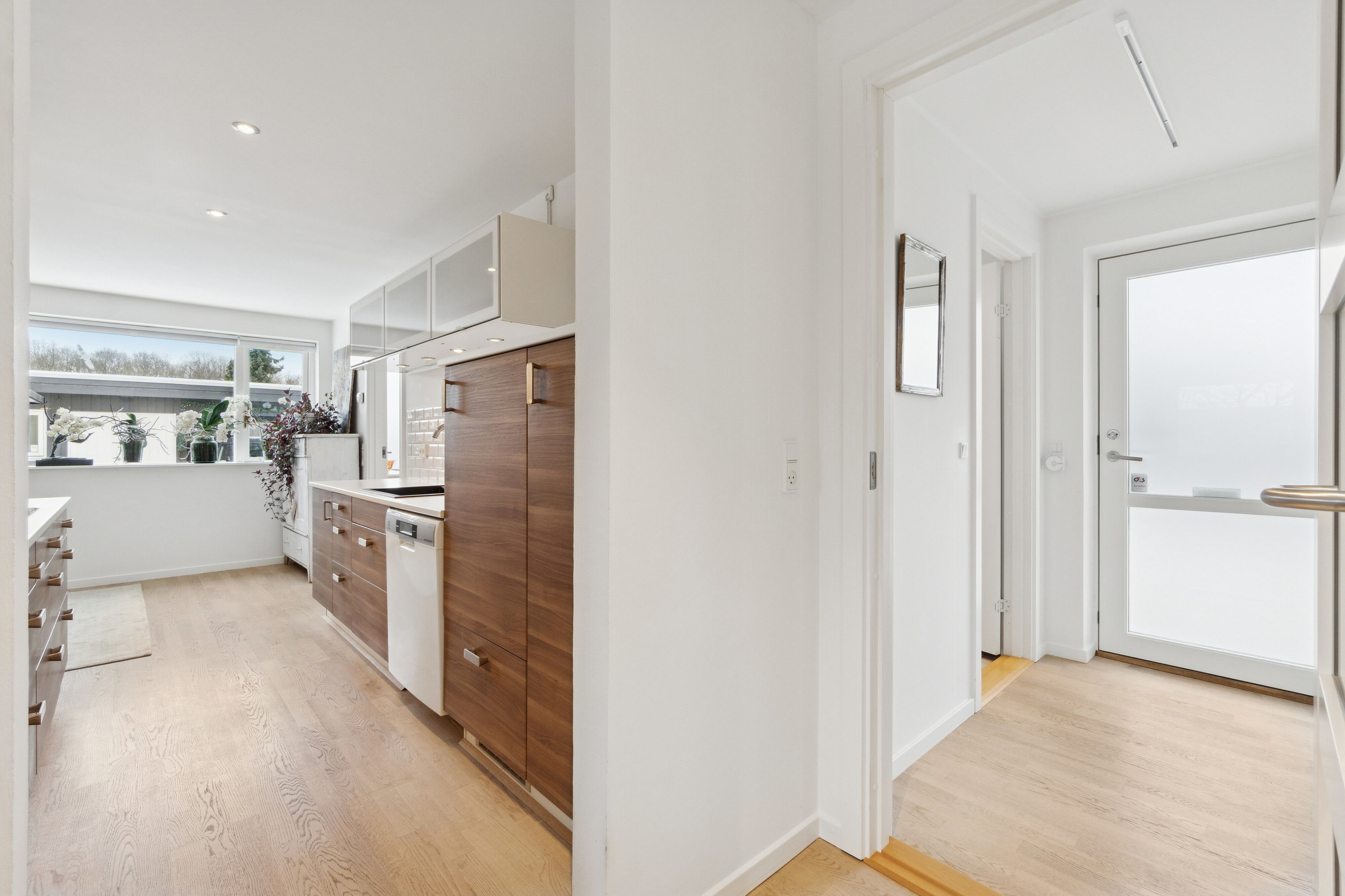 Fremhævet gang billede i fuldskærmstilstand. Billede af Flintager 12, 2620 Albertslund