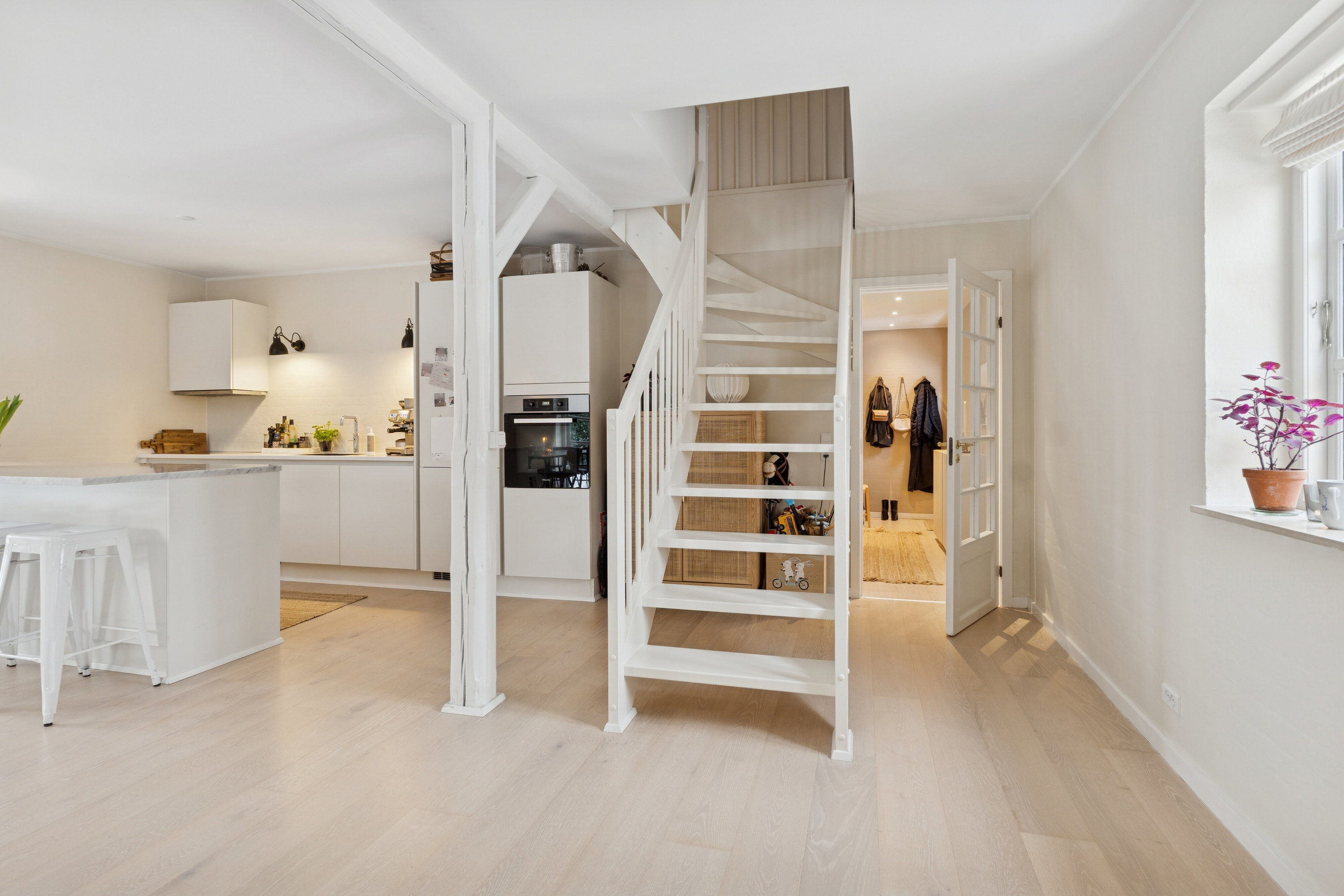 Fremhævet trappe billede i fuldskærmstilstand. Billede af Virumgade 50F, 2830 Virum