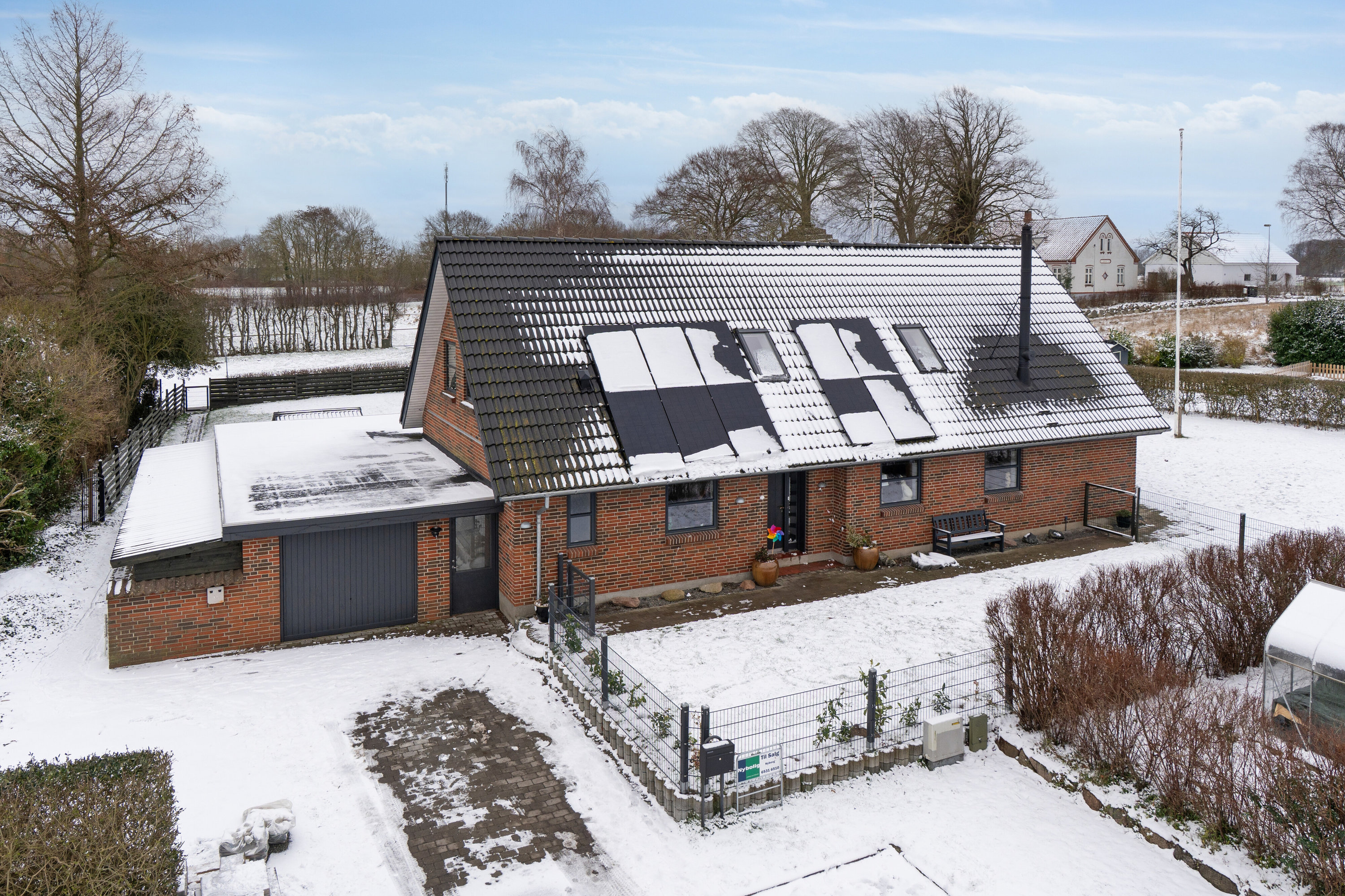 Fremhævet set fra vejen billede i fuldskærmstilstand. Billede af Hovmarken 27, Skellerup, 5540 Ullerslev