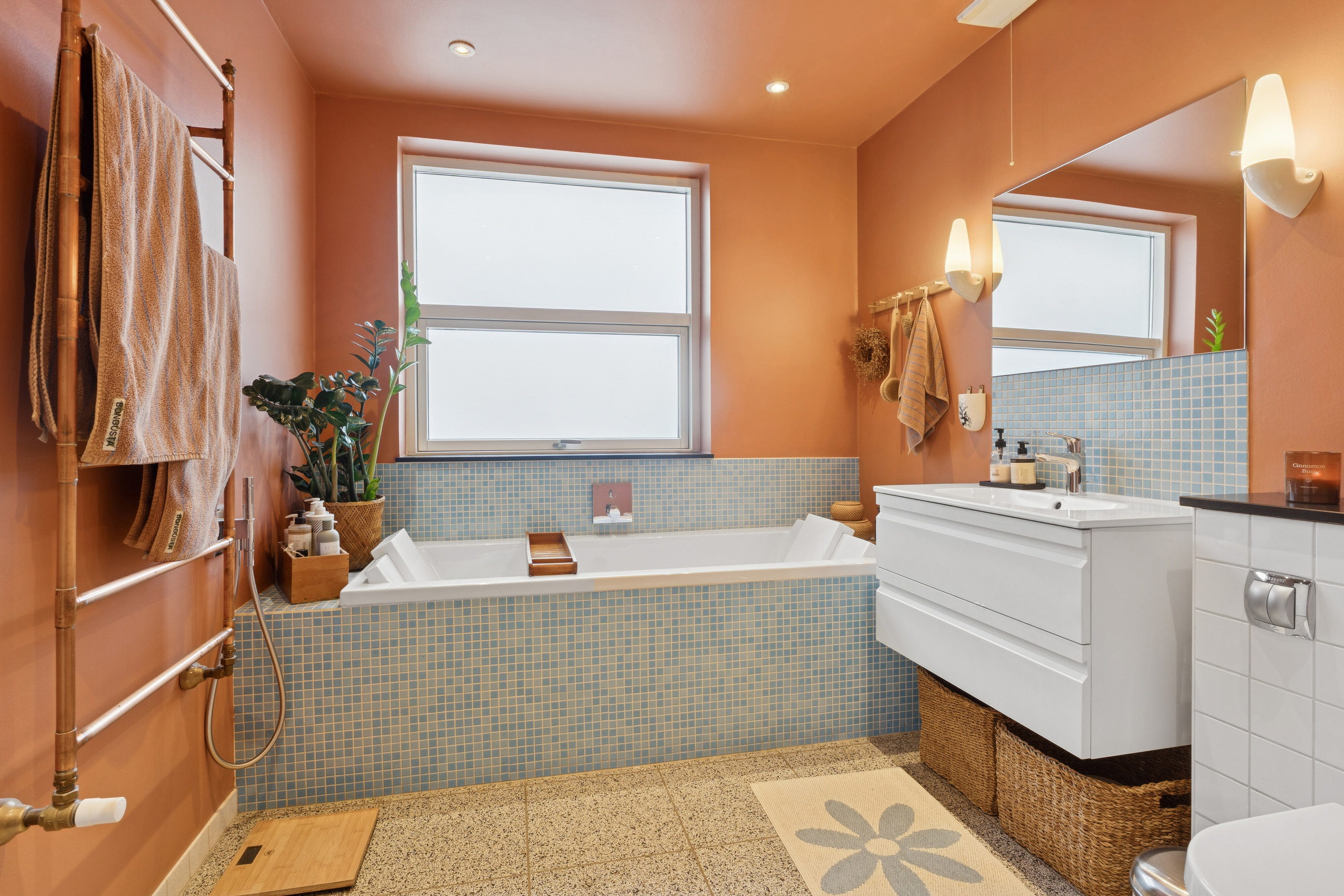 Fremhævet badeværelse billede i fuldskærmstilstand. Billede af Hjørnehusvej 3, 4720 Præstø