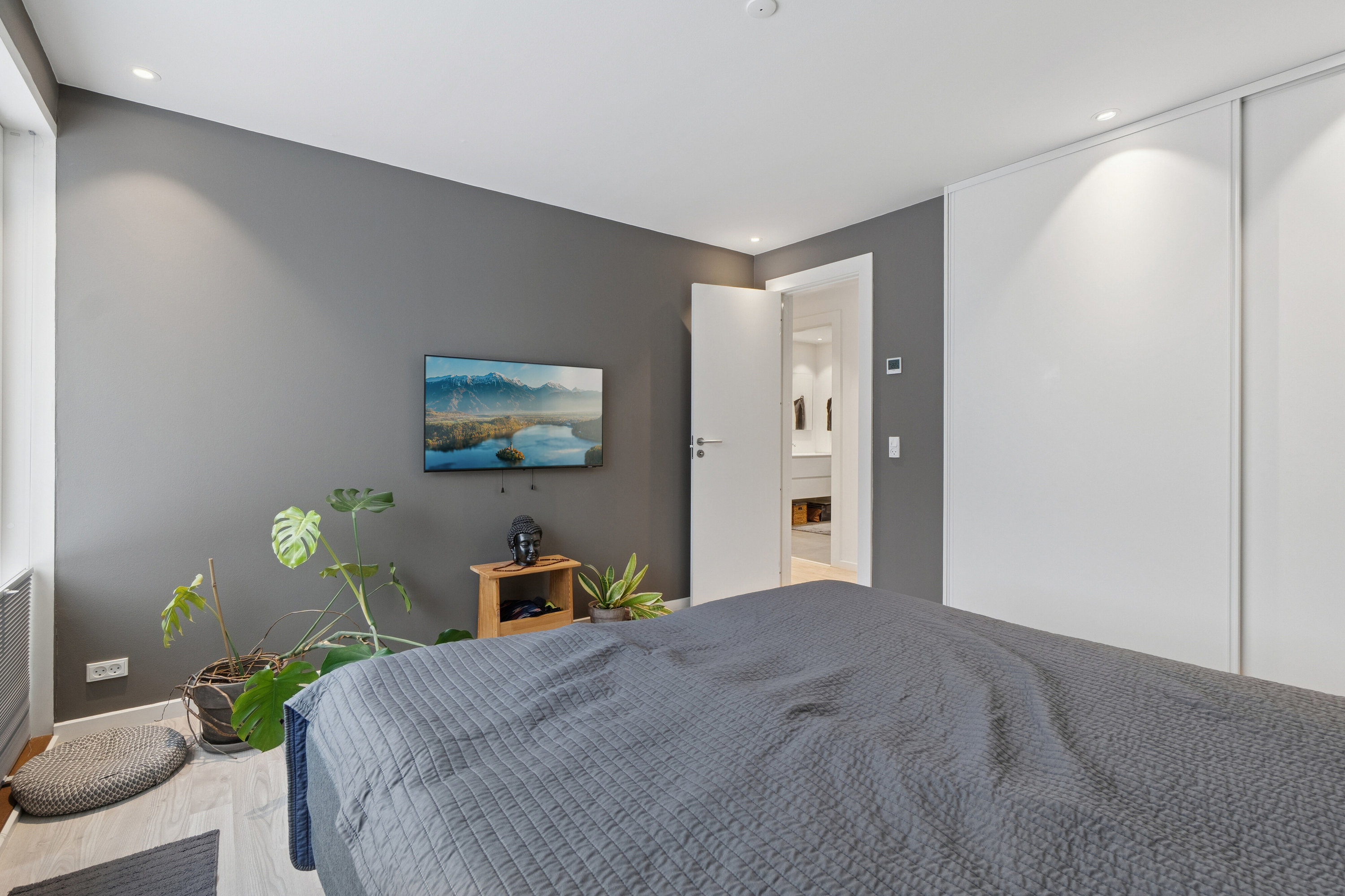 Fremhævet soveværelse billede i fuldskærmstilstand. Billede af Kongsager 35, 2620 Albertslund