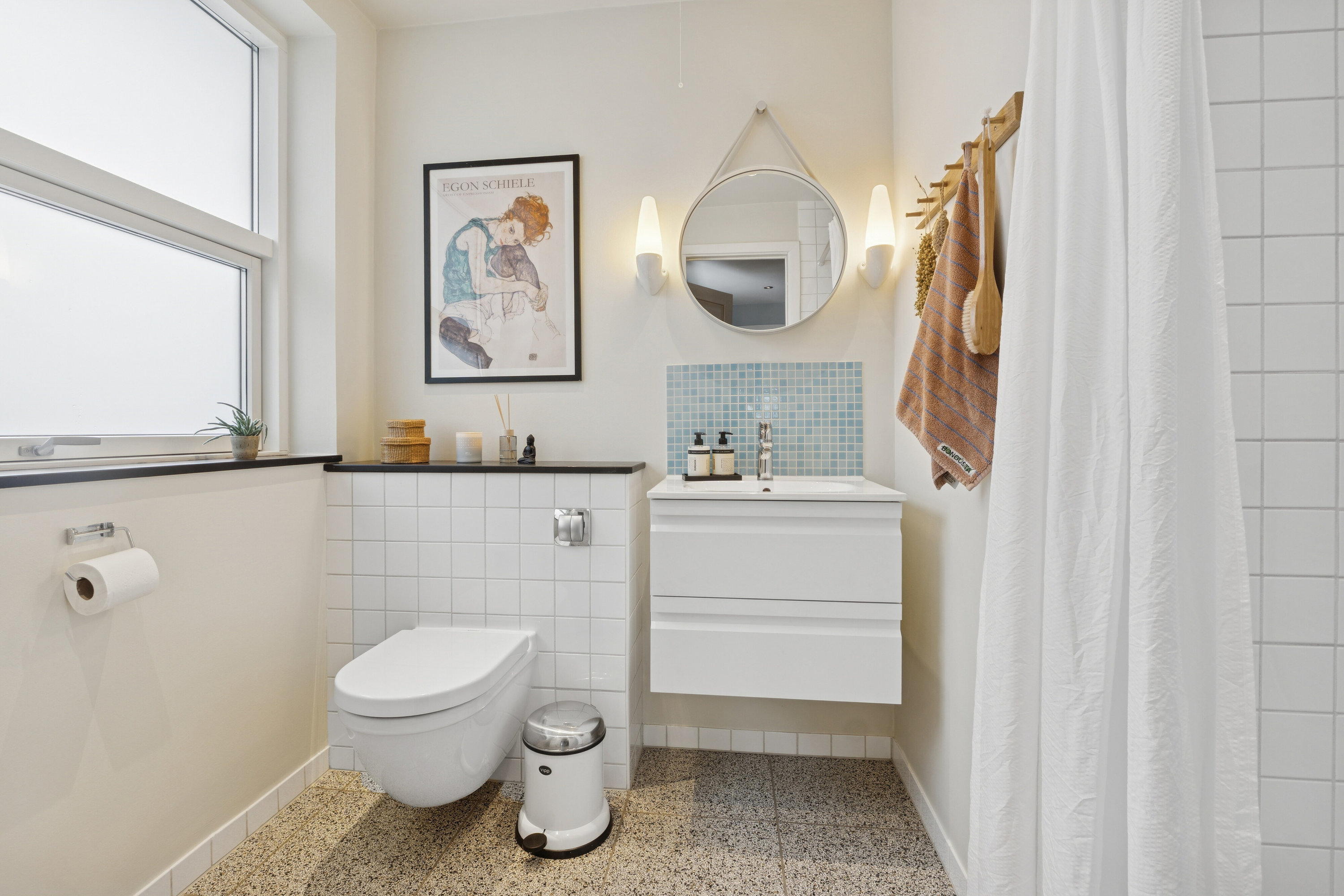 Fremhævet badeværelse billede i fuldskærmstilstand. Billede af Hjørnehusvej 3, 4720 Præstø