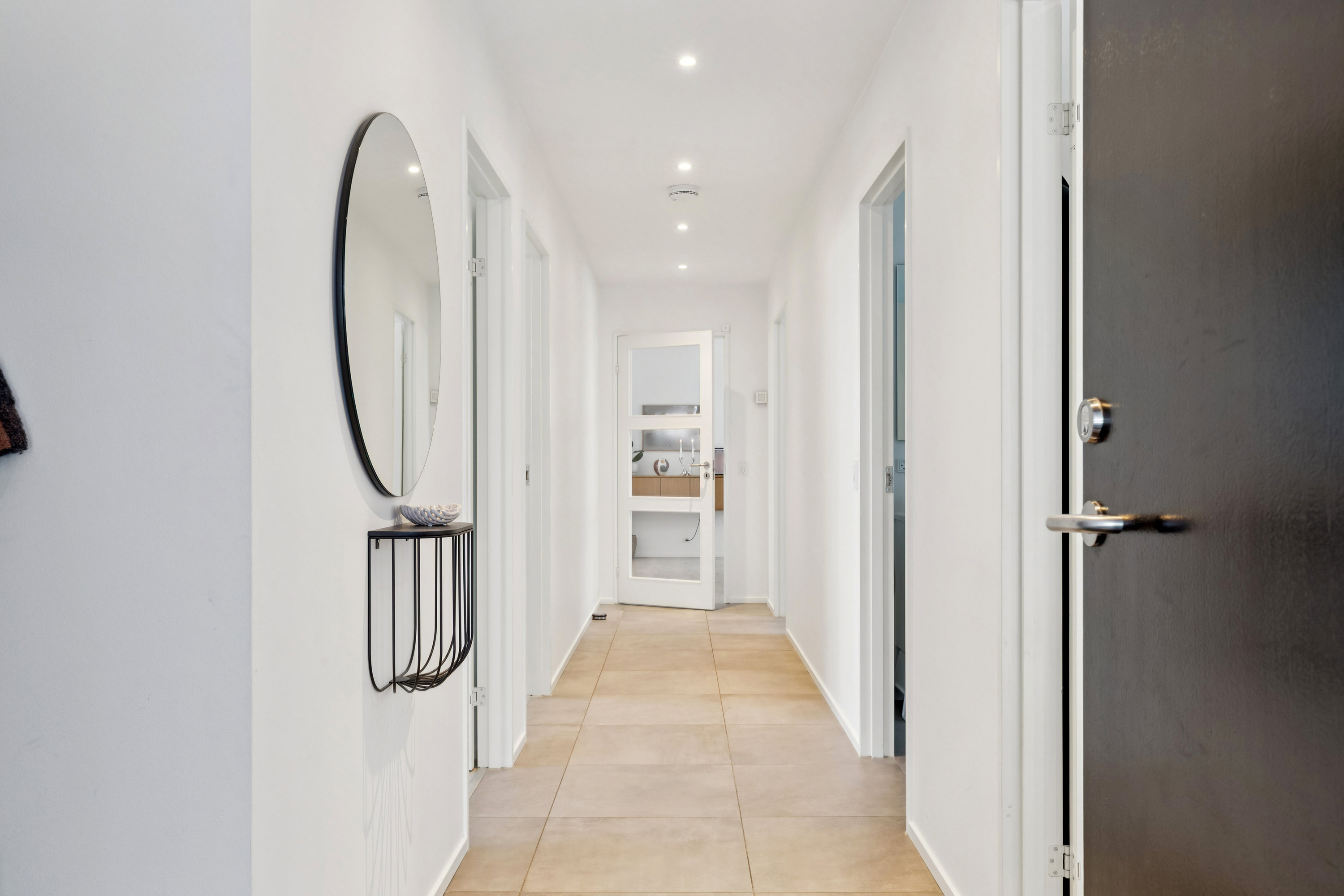 Fremhævet gang billede i fuldskærmstilstand. Billede af Rønnevej 4, Fløng, 2640 Hedehusene