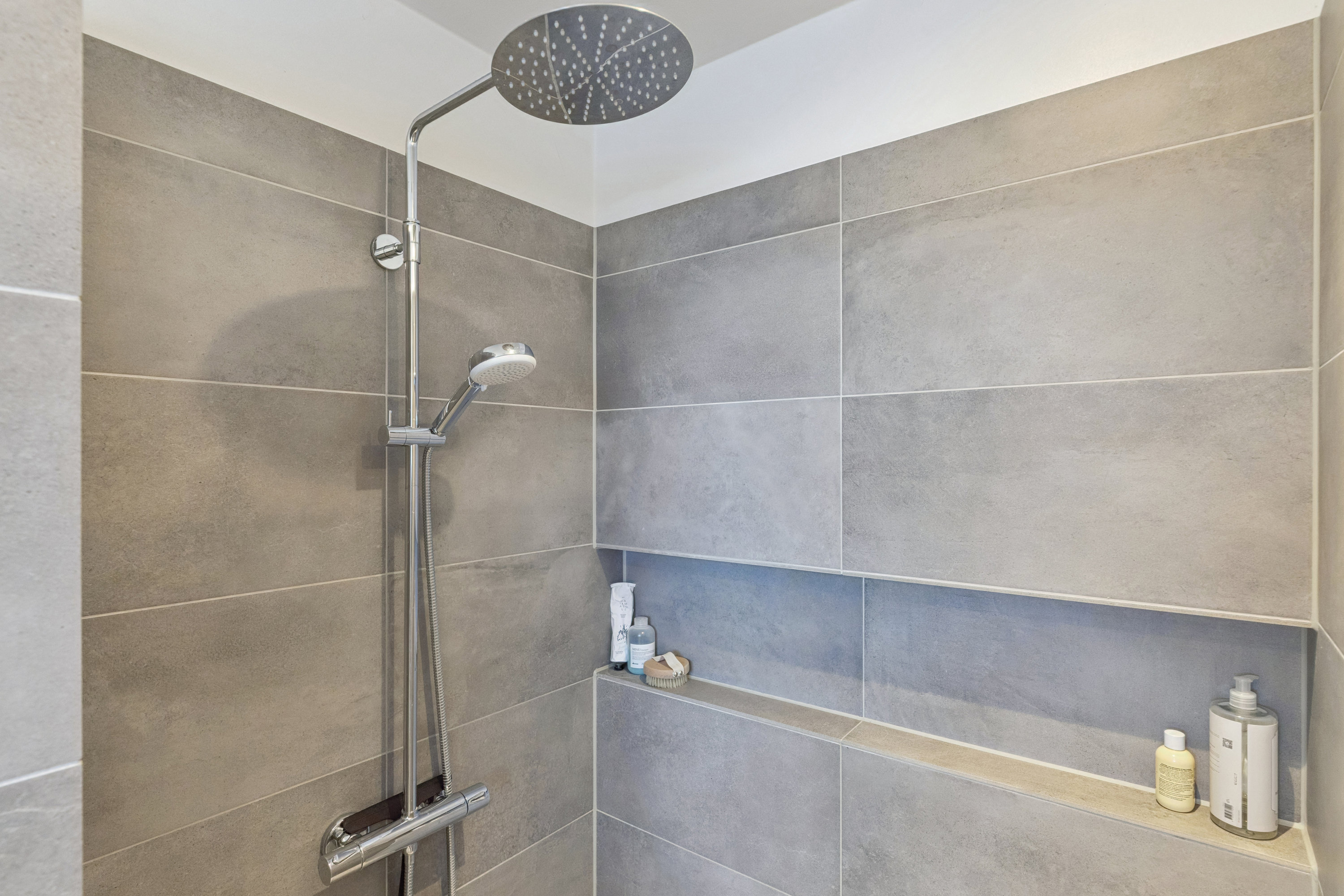 Fremhævet badeværelse billede i fuldskærmstilstand. Billede af Rønnevej 4, Fløng, 2640 Hedehusene