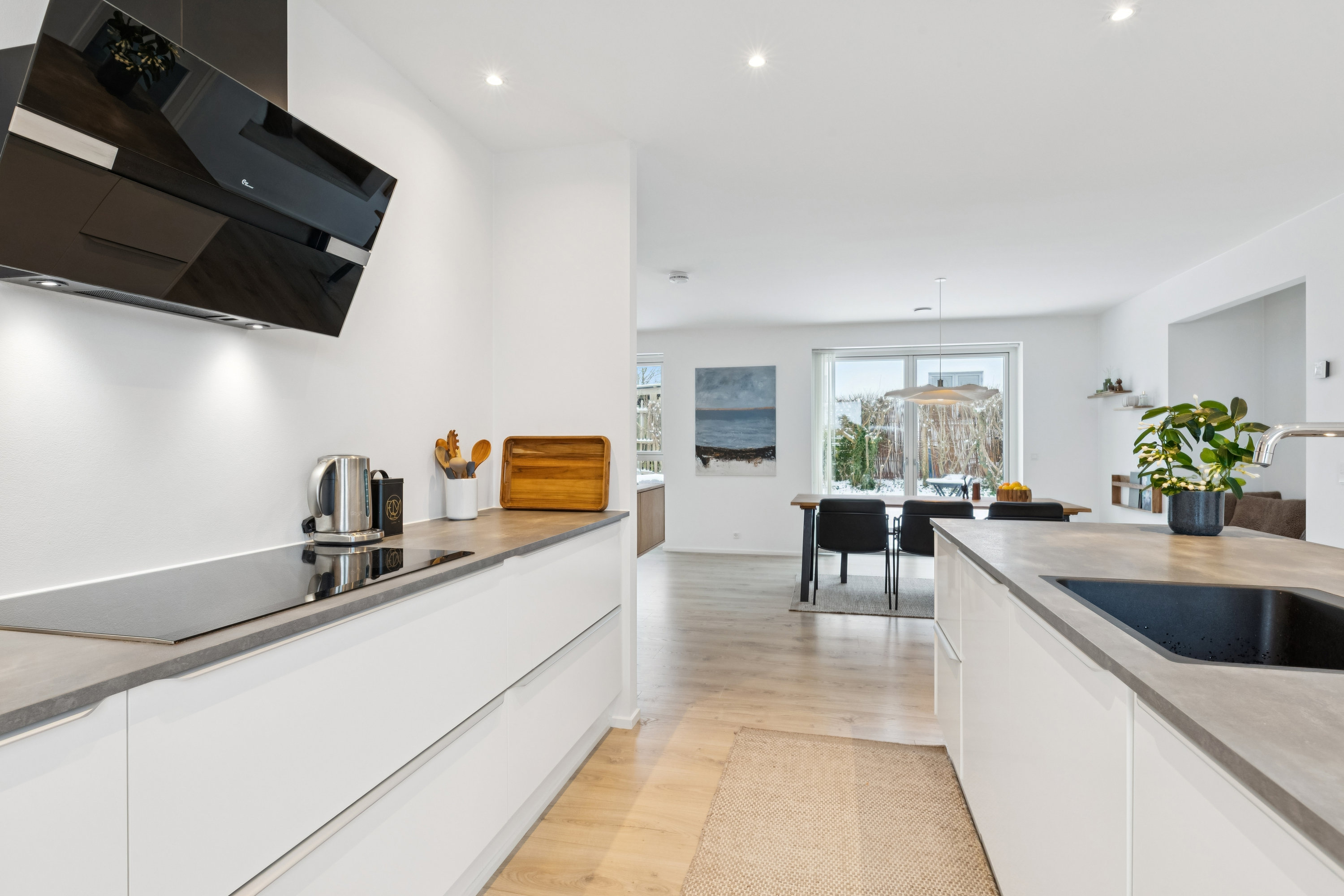 Fremhævet køkken billede i fuldskærmstilstand. Billede af Rønnevej 4, Fløng, 2640 Hedehusene