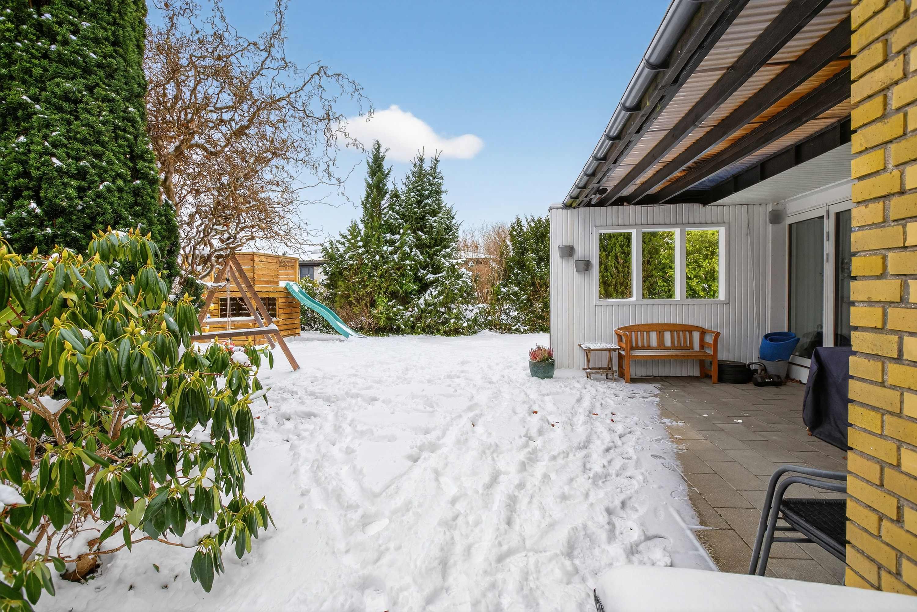 Fremhævet ude billede i fuldskærmstilstand. Billede af Svalebo 2, 2750 Ballerup