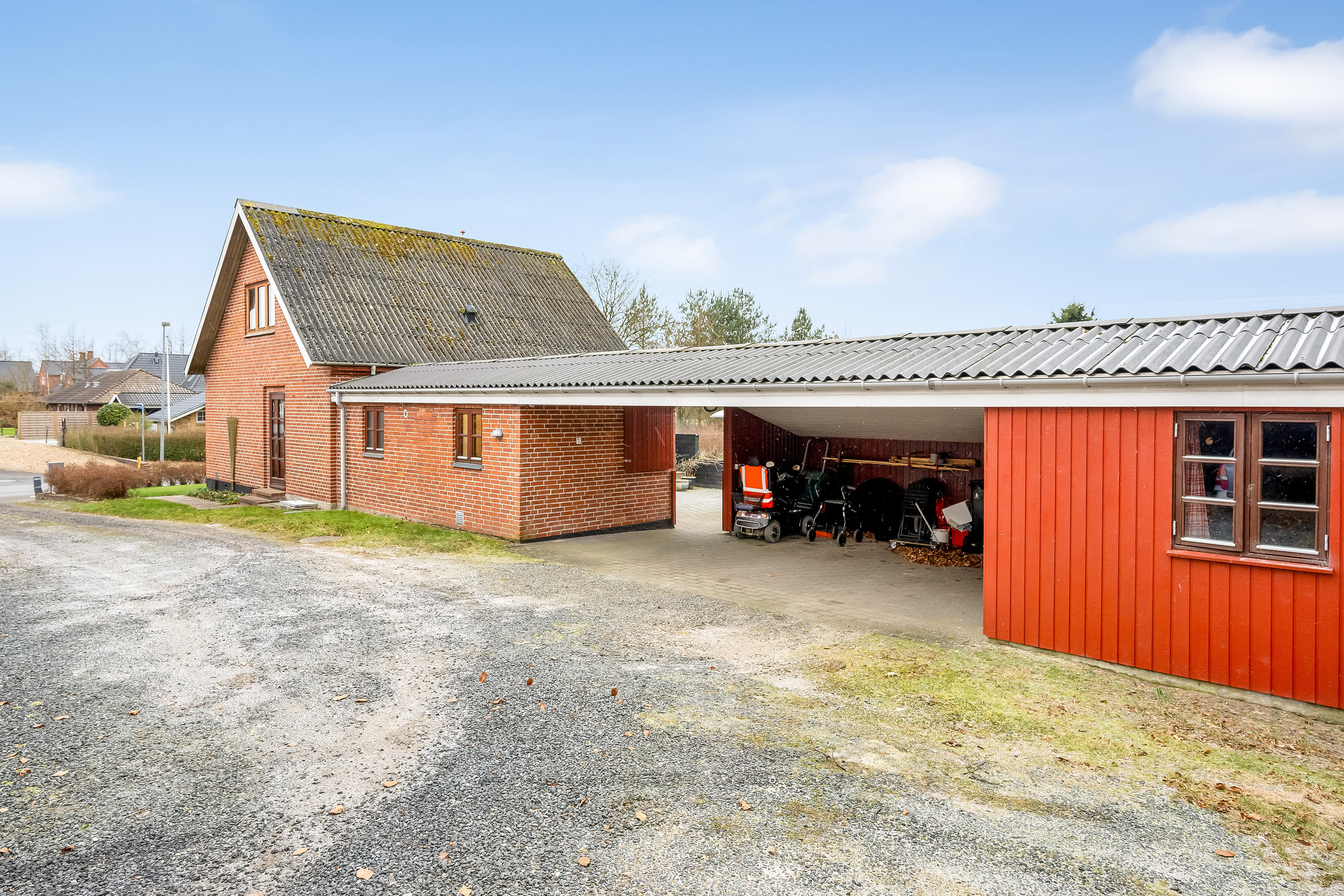 Fremhævet carport billede i fuldskærmstilstand. Billede af Hornevej 4, 6862 Tistrup