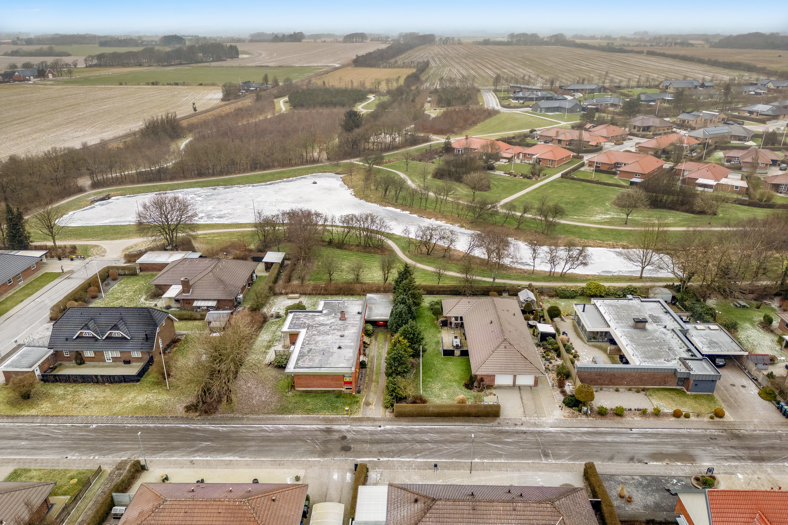 Fremhævet luftfoto billede i fuldskærmstilstand. Billede af Søparken 14, 6862 Tistrup