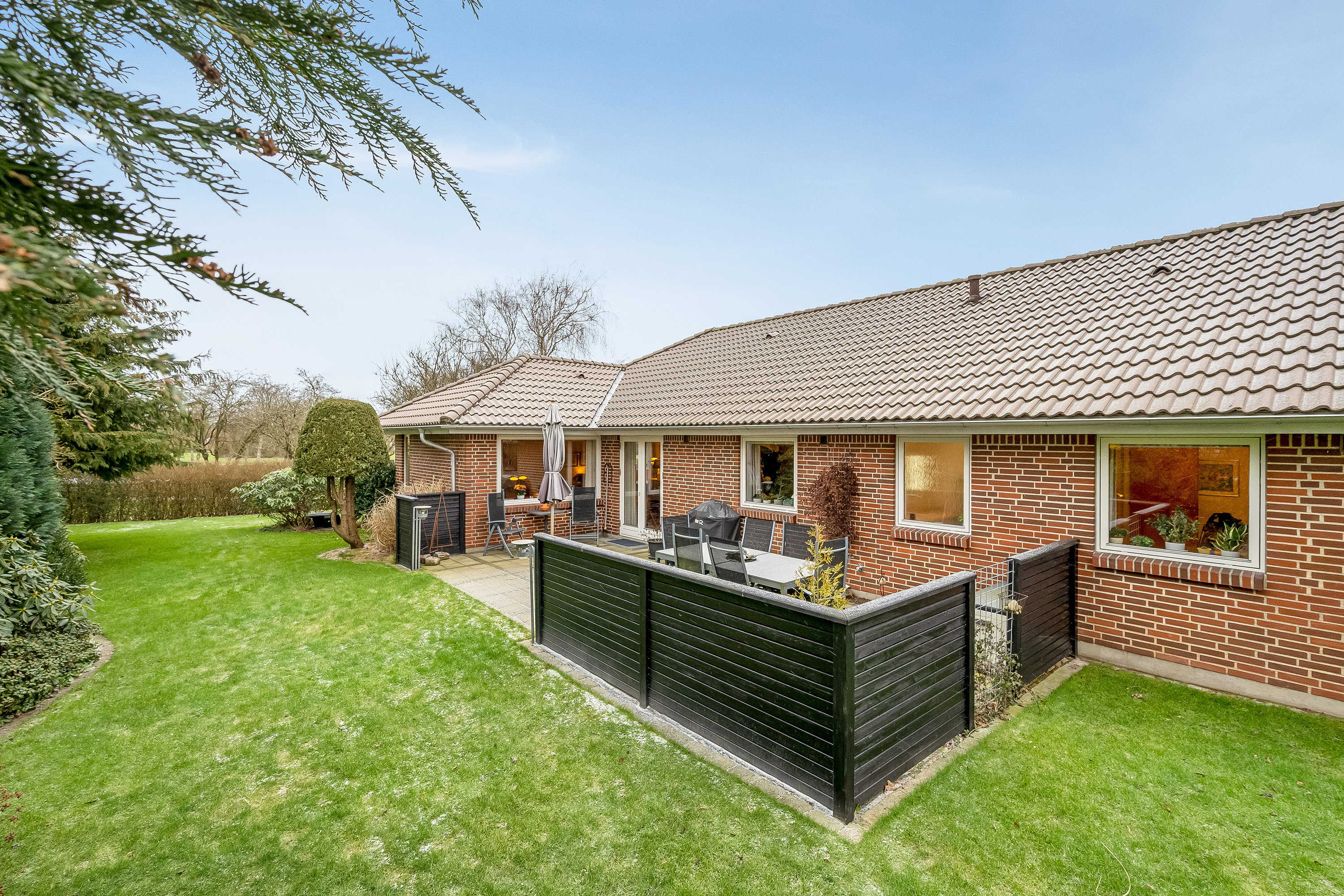 Fremhævet have billede i fuldskærmstilstand. Billede af Søparken 14, 6862 Tistrup